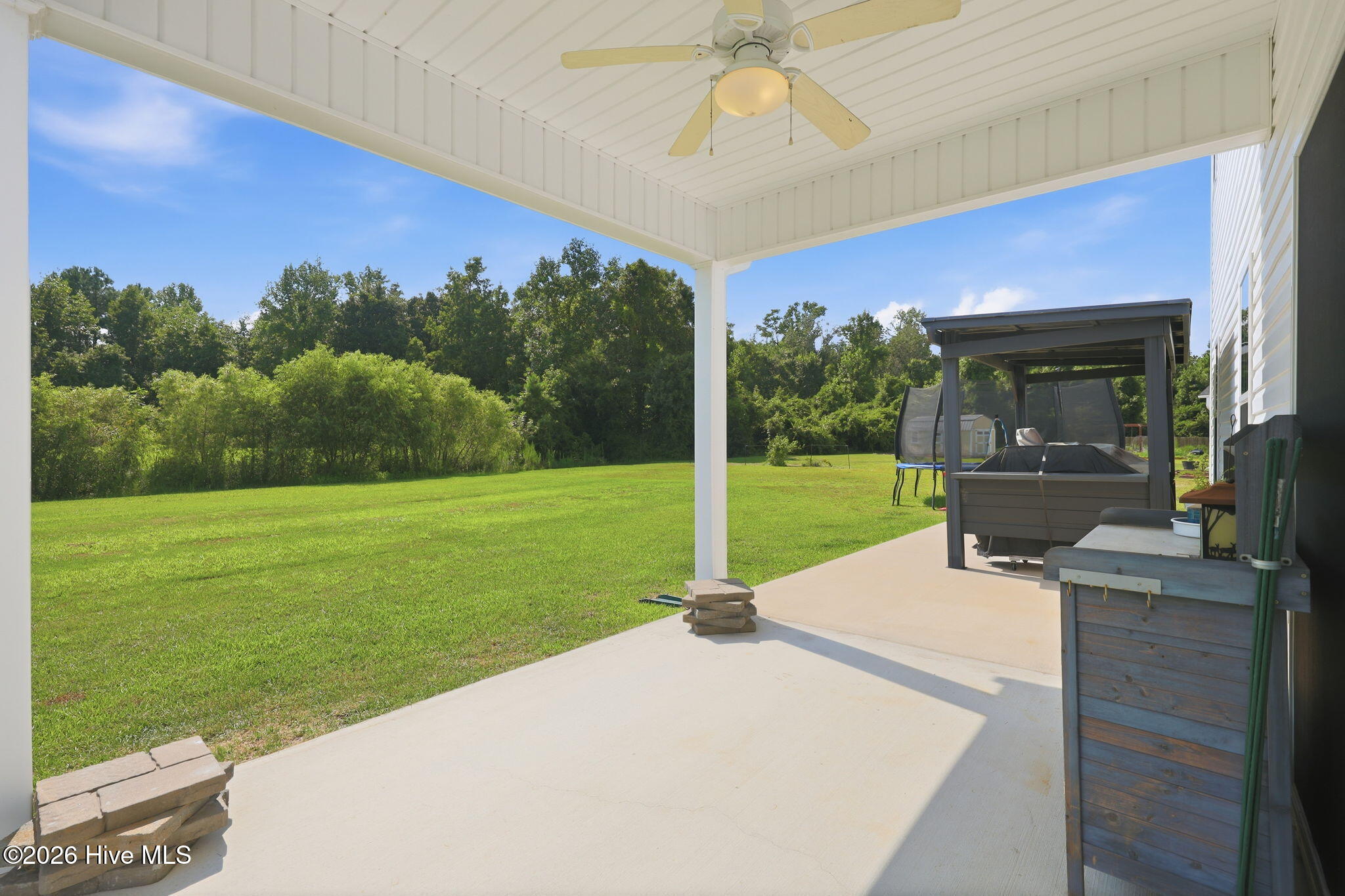 main property photo 32