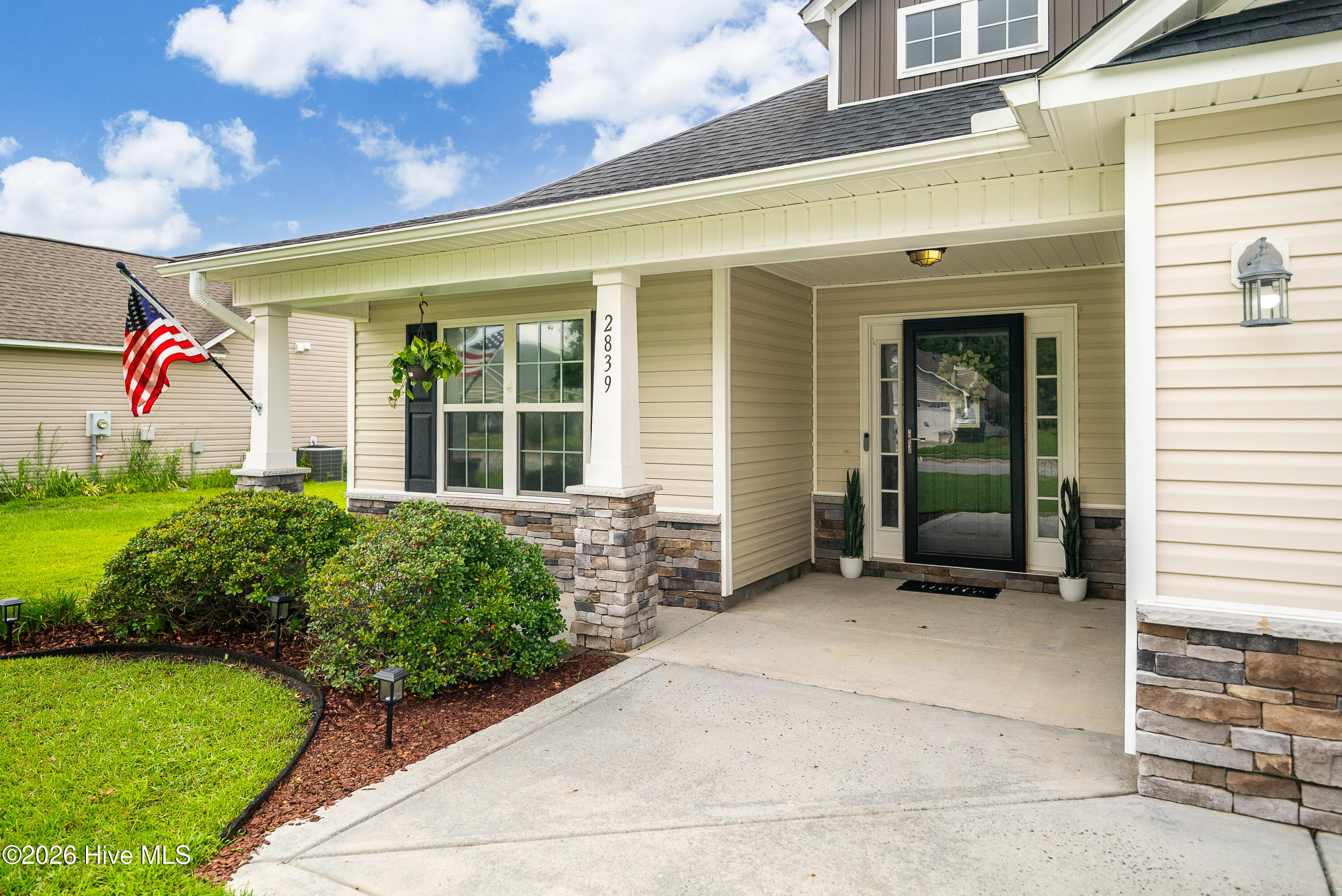 main property photo 29