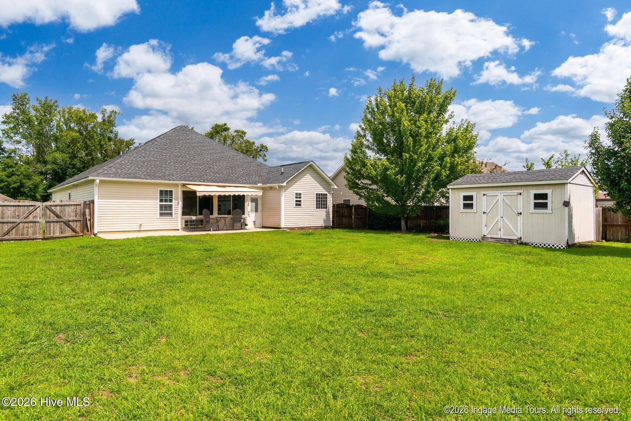 main property photo 36