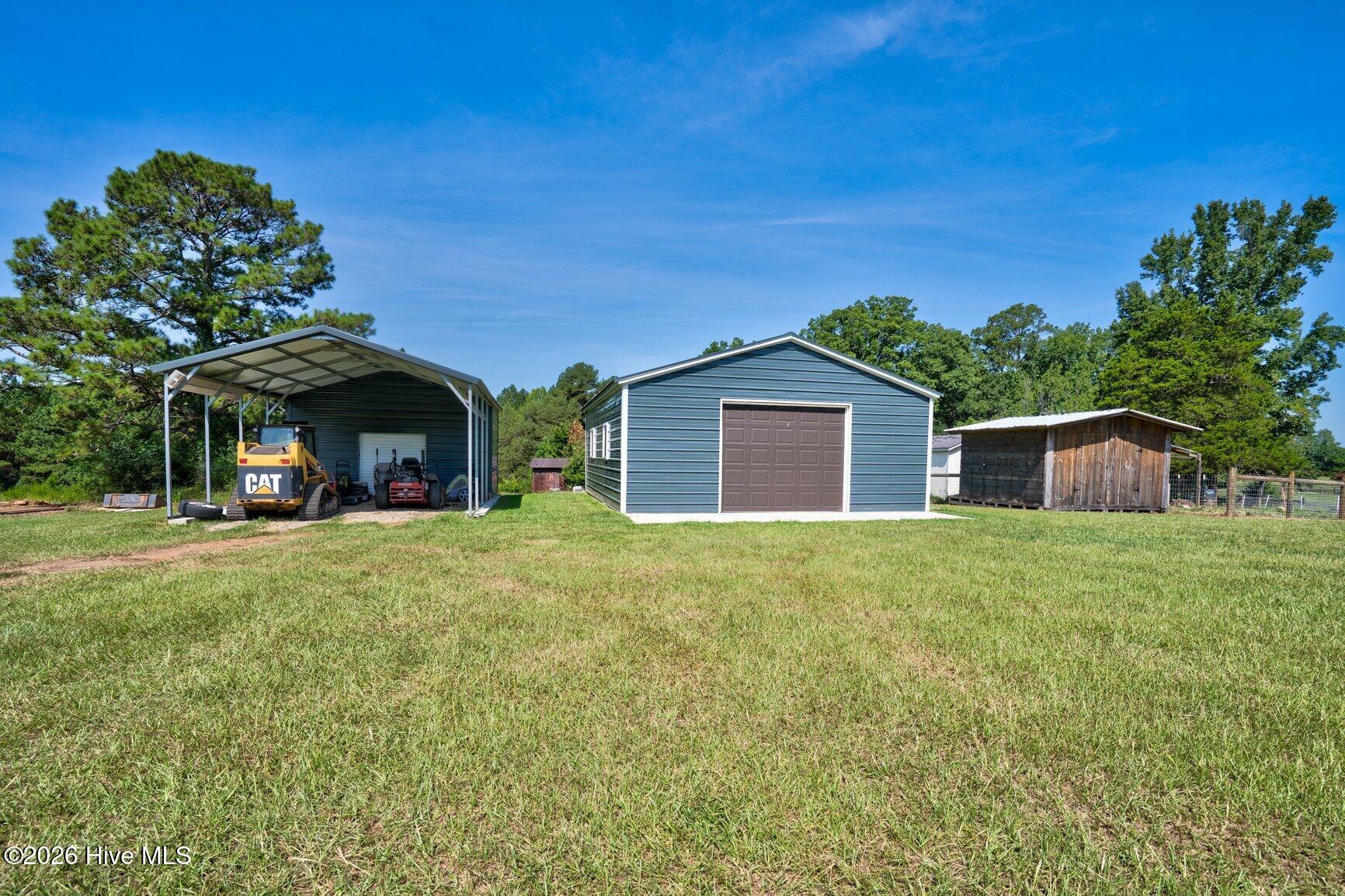 main property photo 32