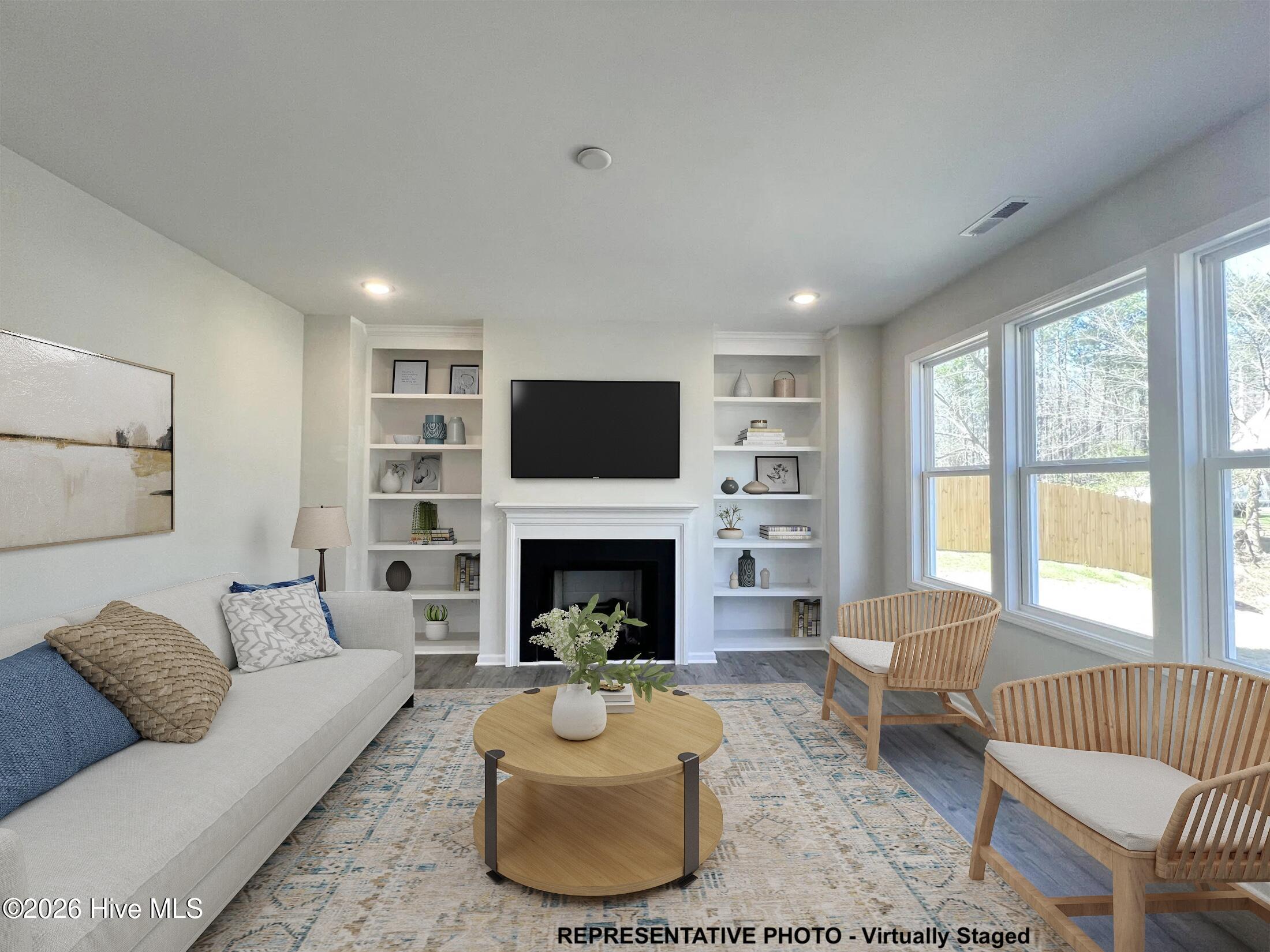 main property photo 3