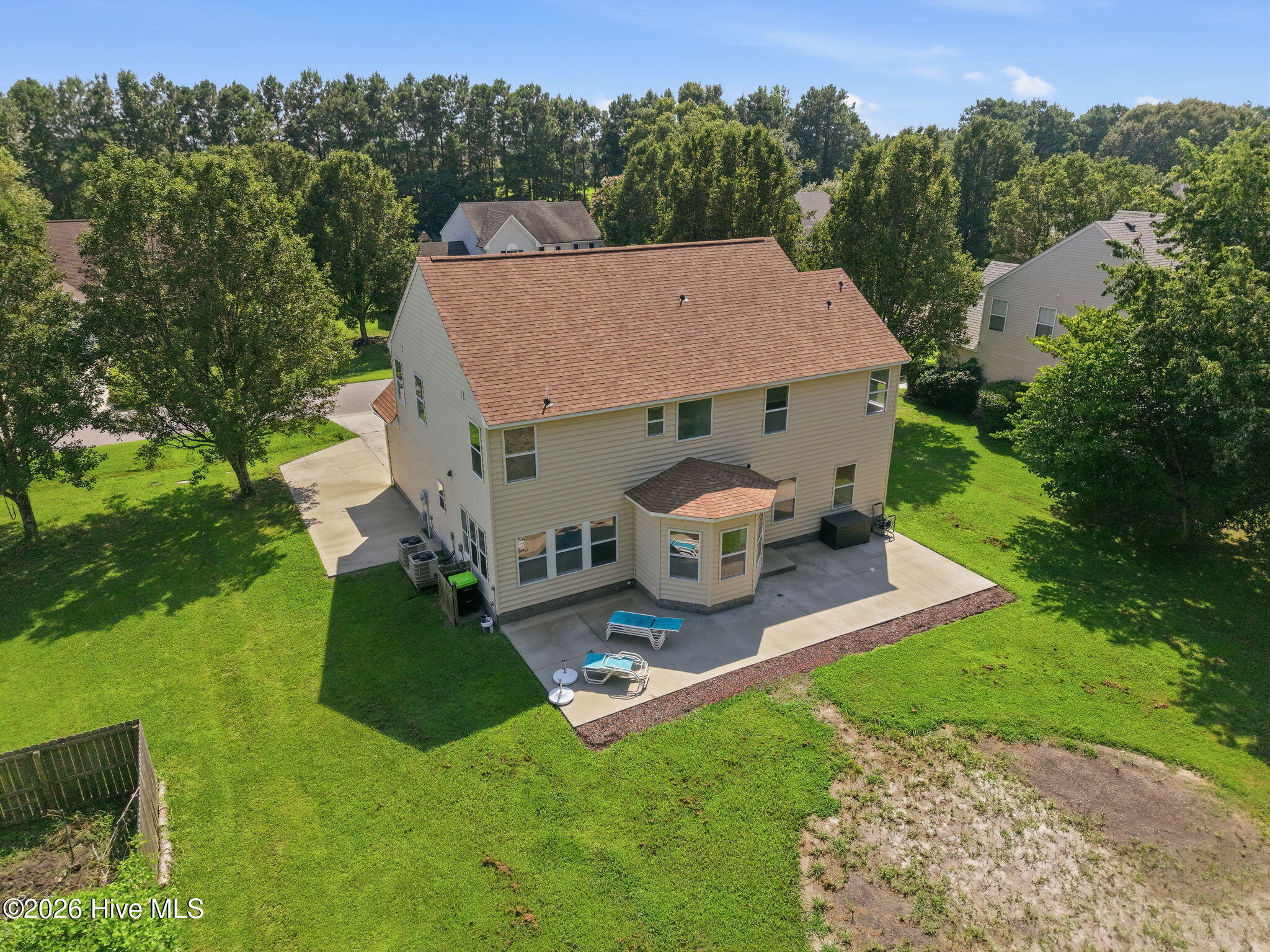 main property photo 36