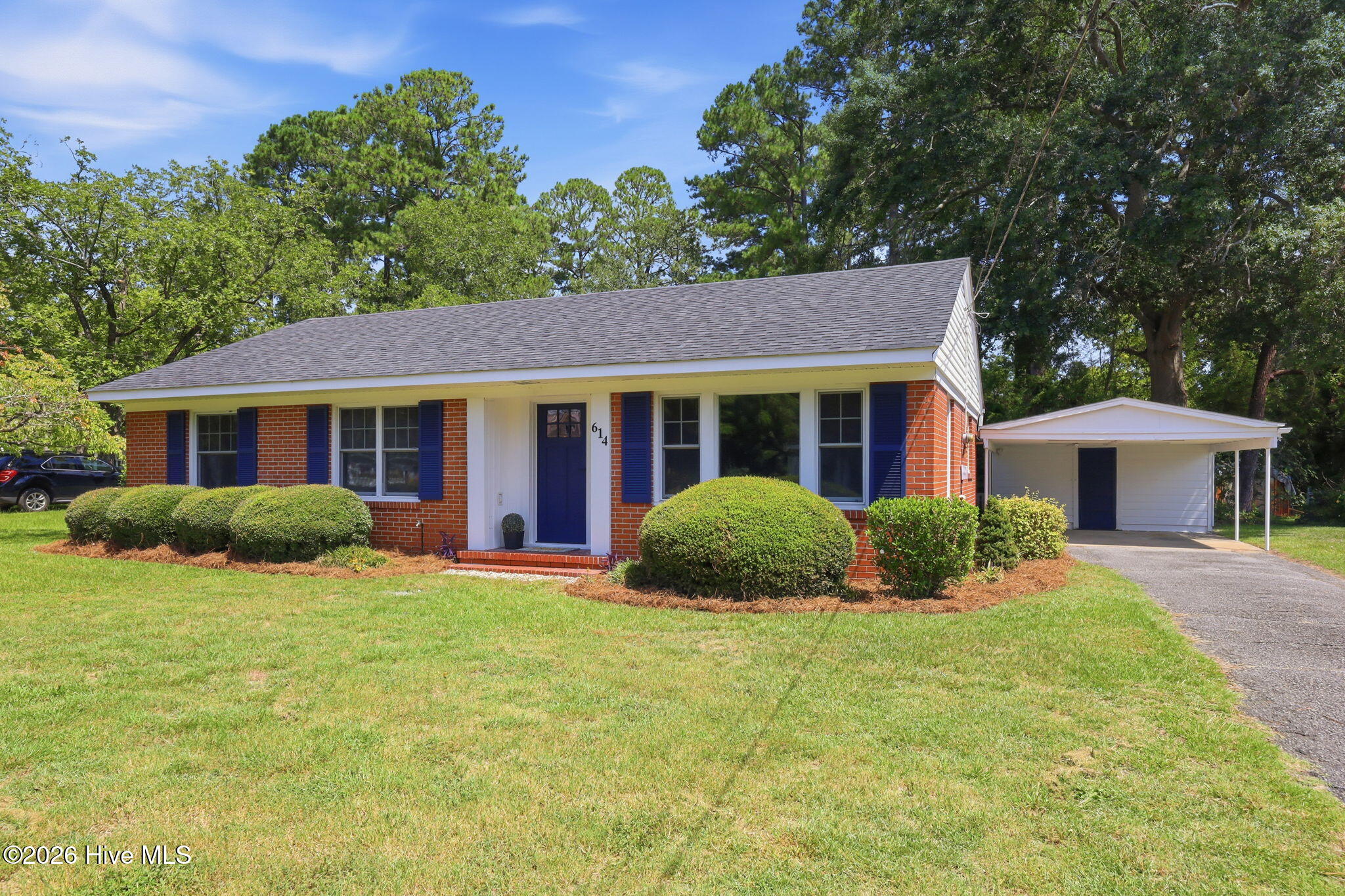 main property photo 45
