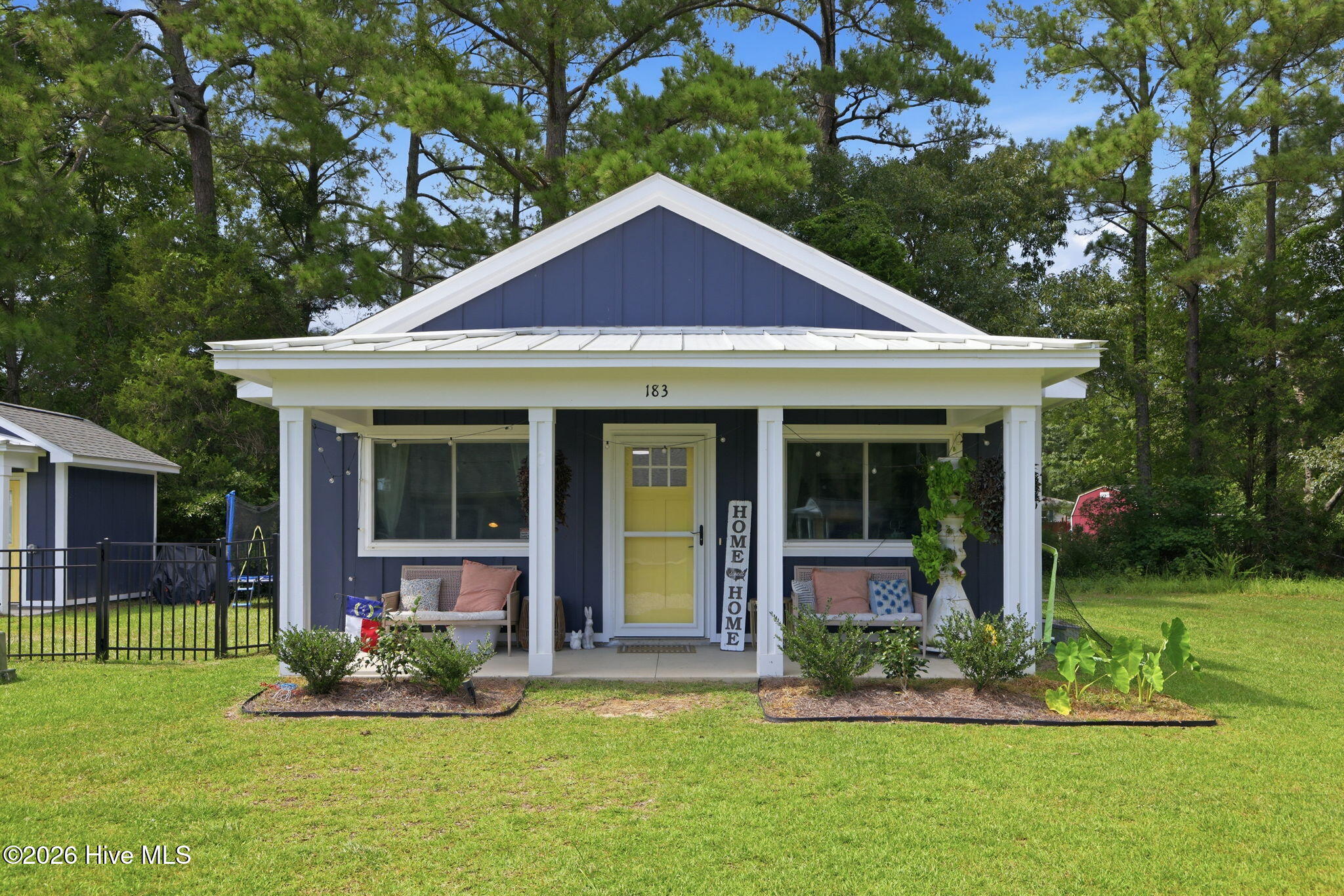 main property photo 23