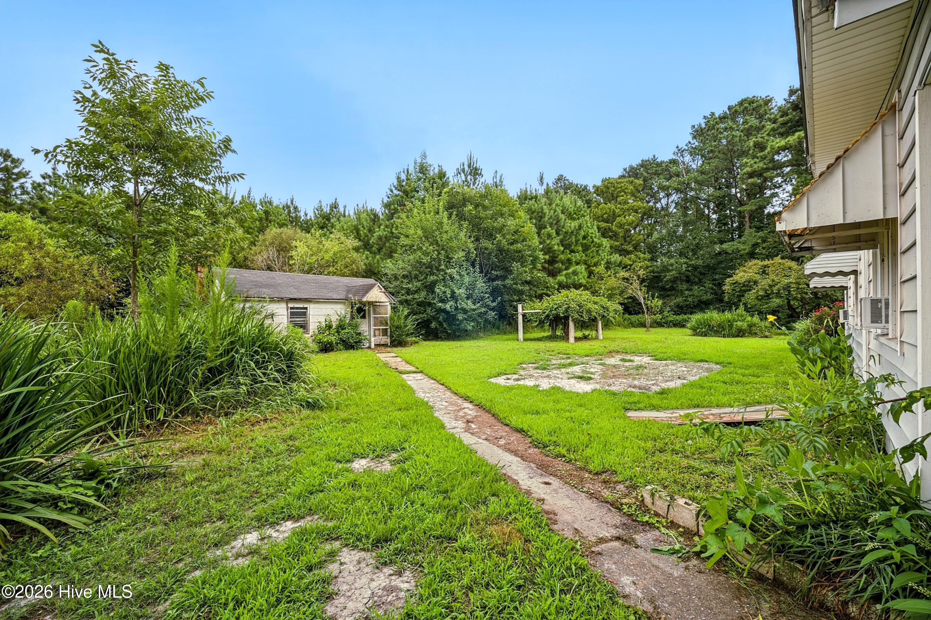 main property photo 24