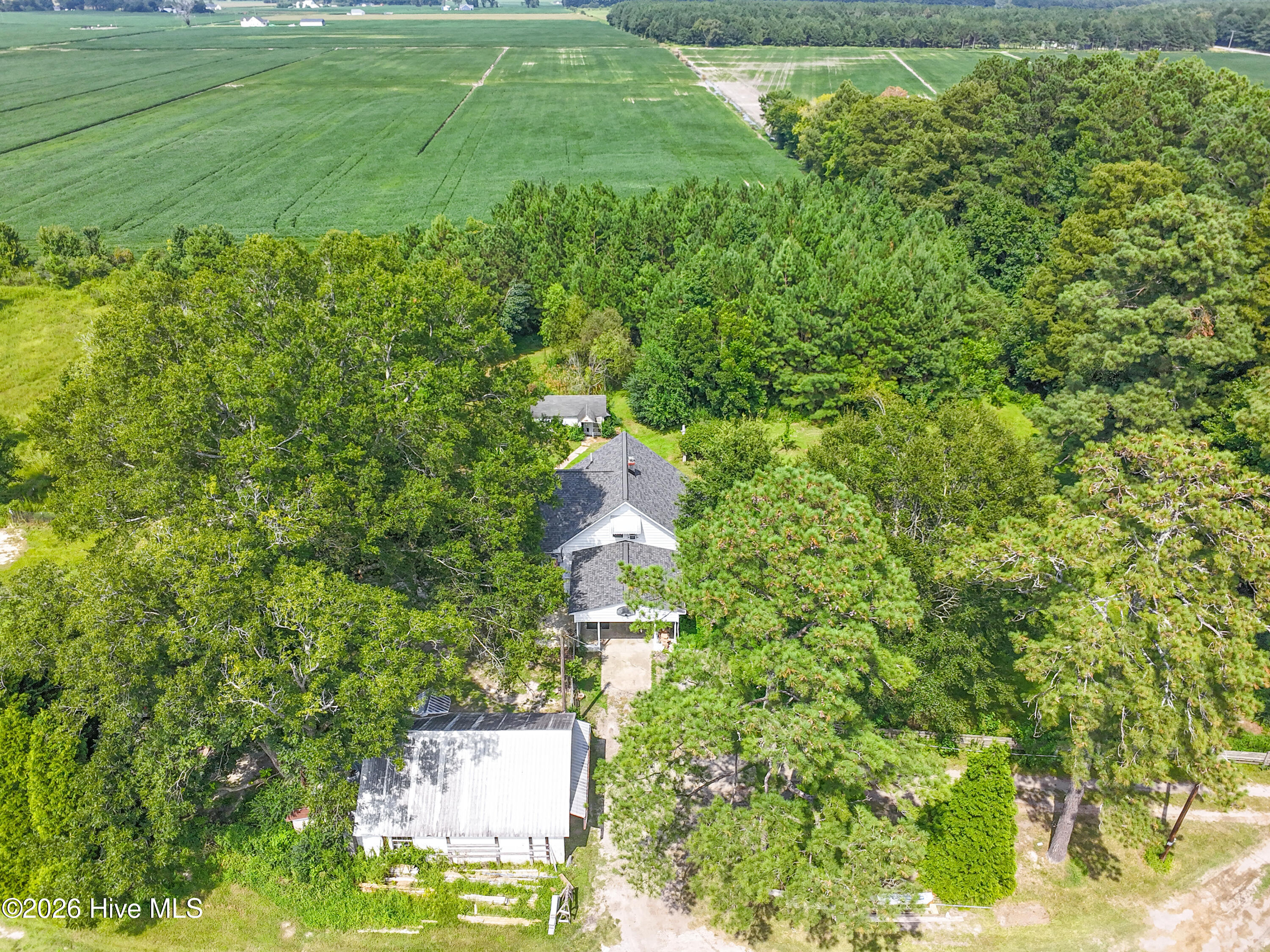 main property photo 25