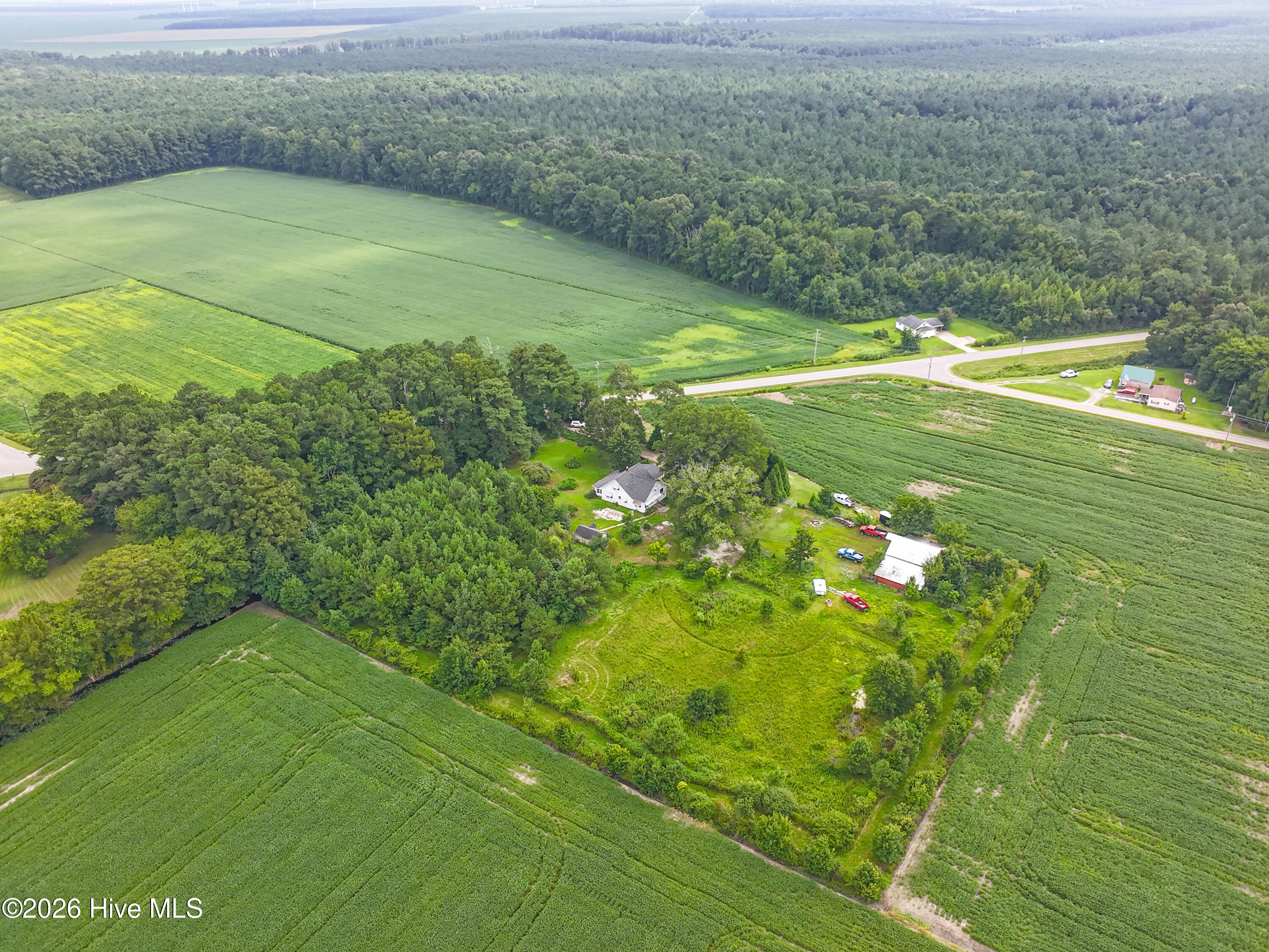 main property photo 32