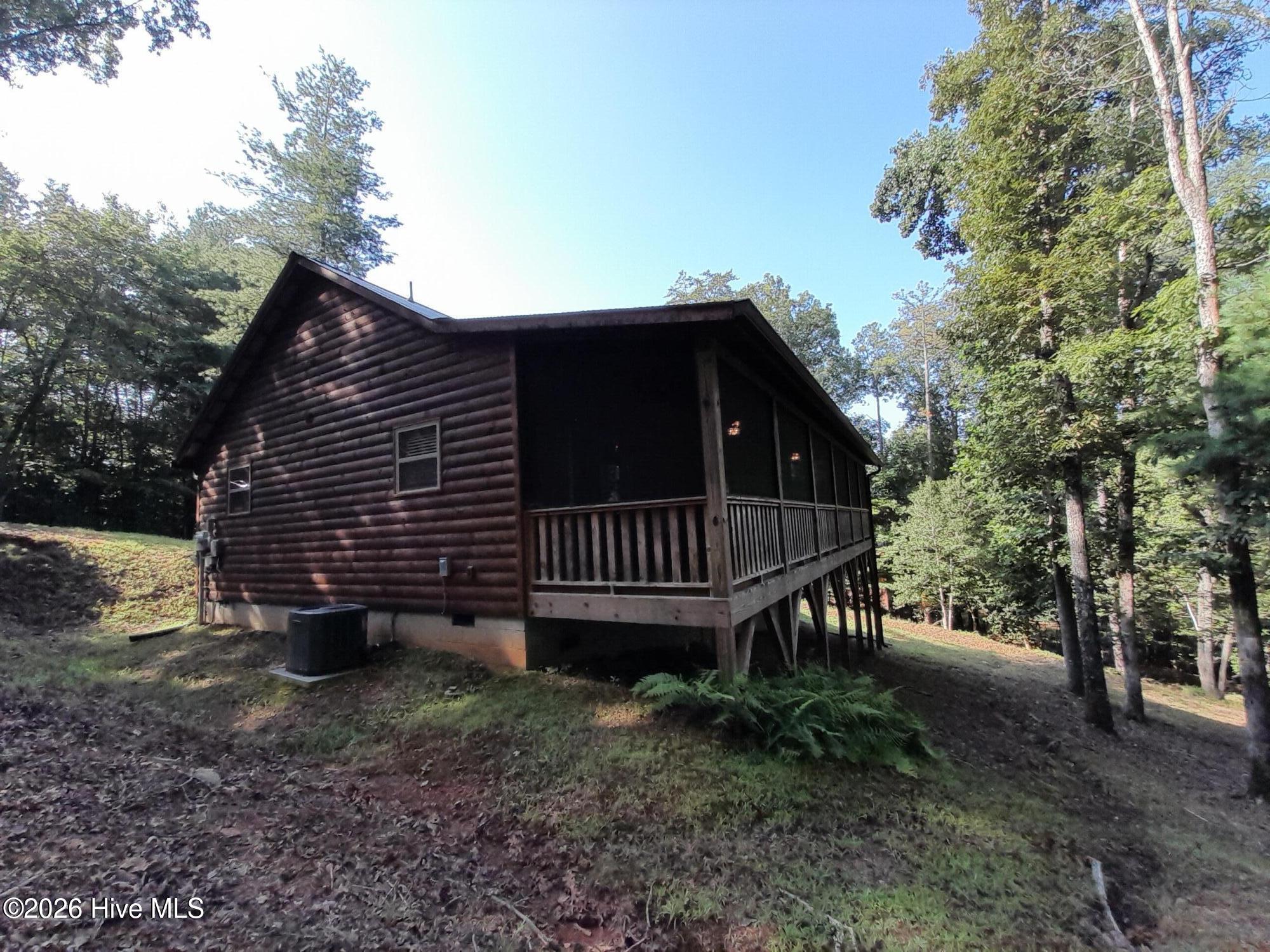 main property photo 10
