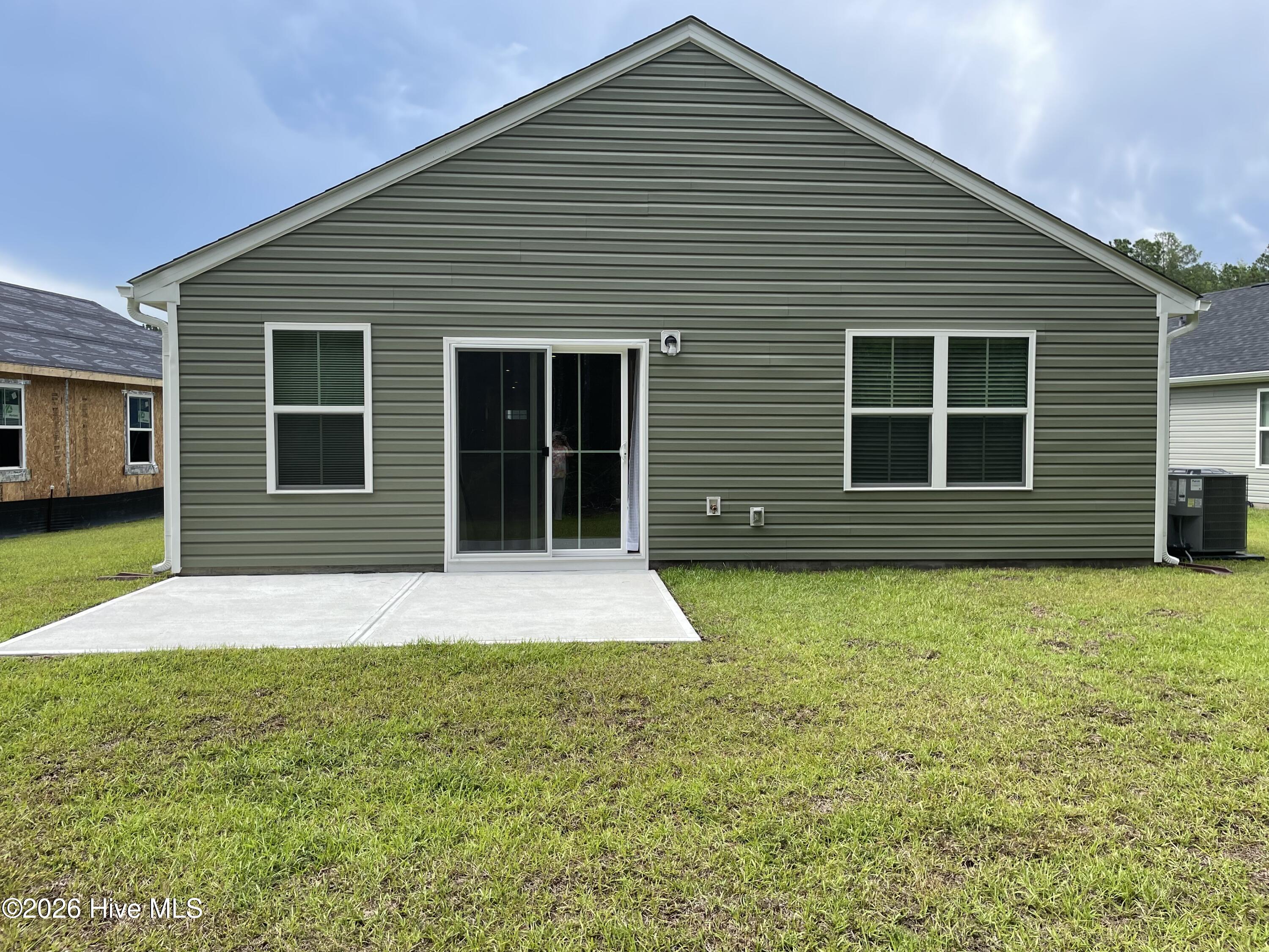 main property photo 32