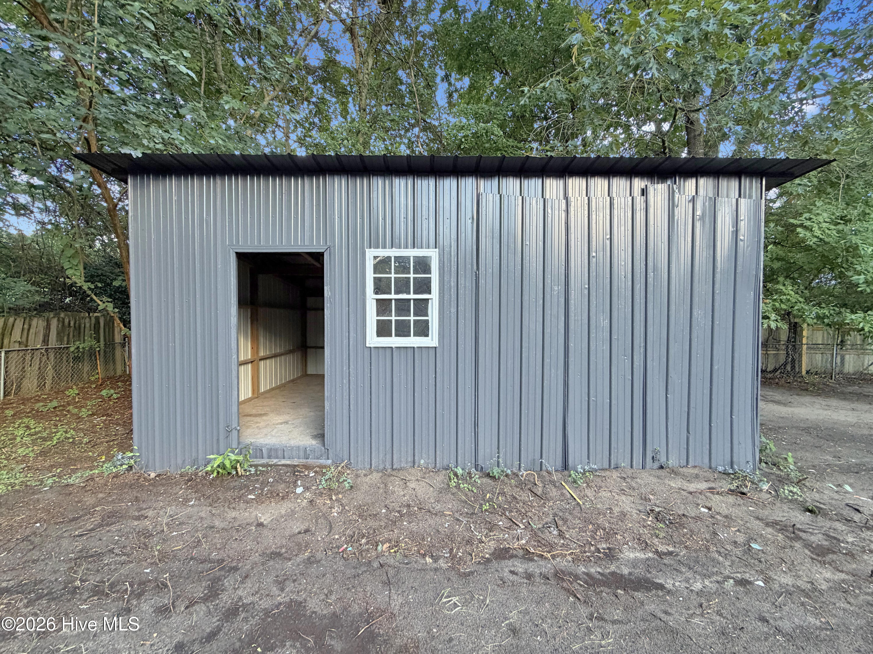 main property photo 49