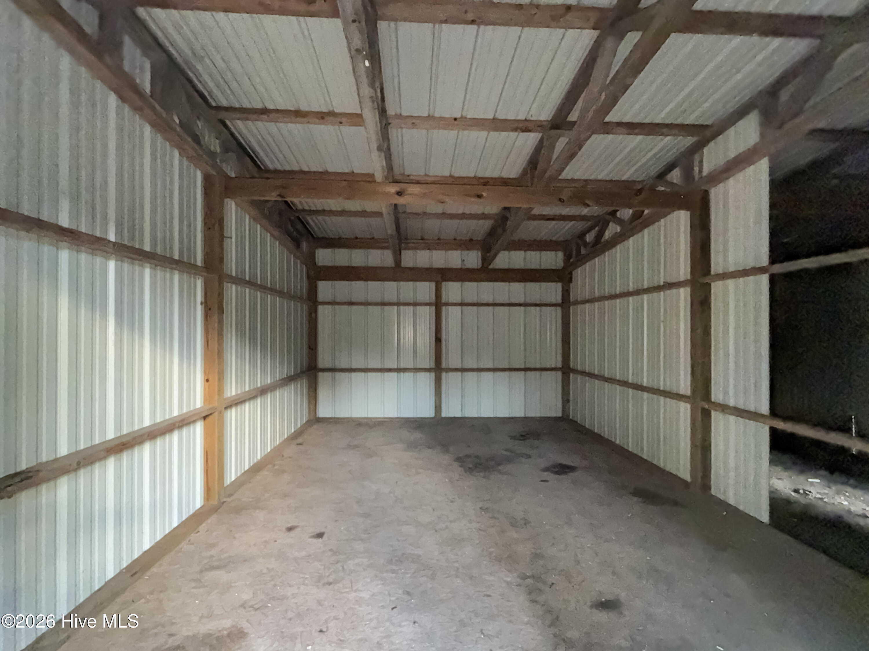 main property photo 50