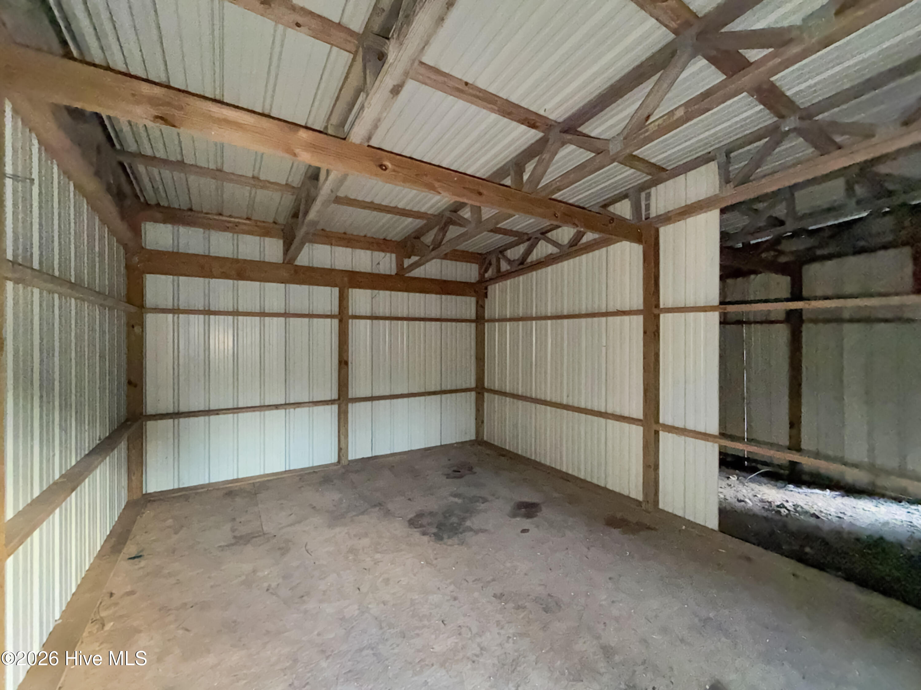 main property photo 51