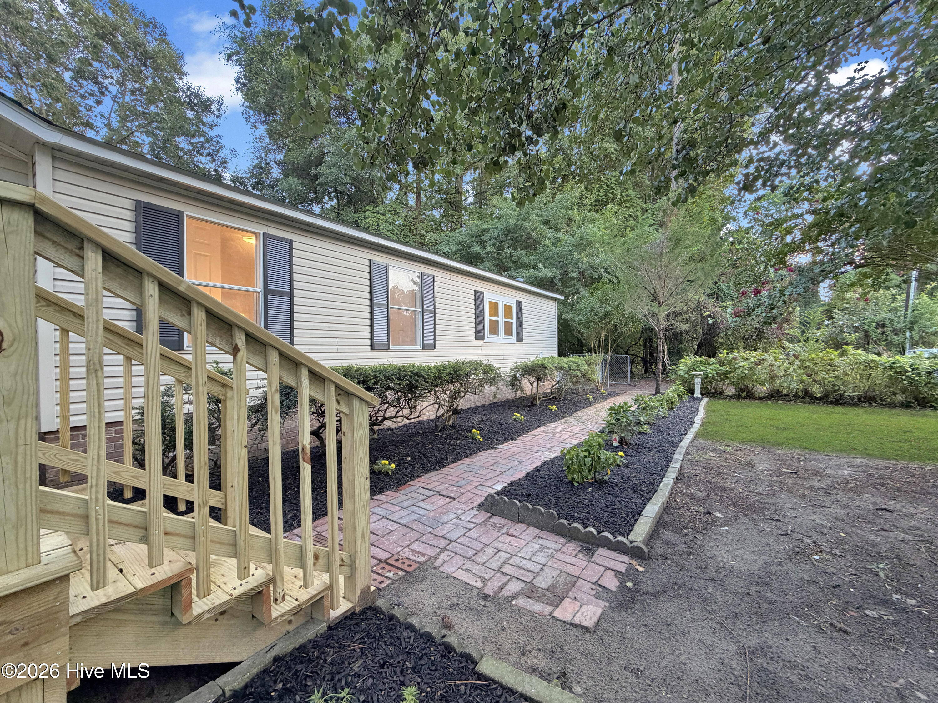 main property photo 67