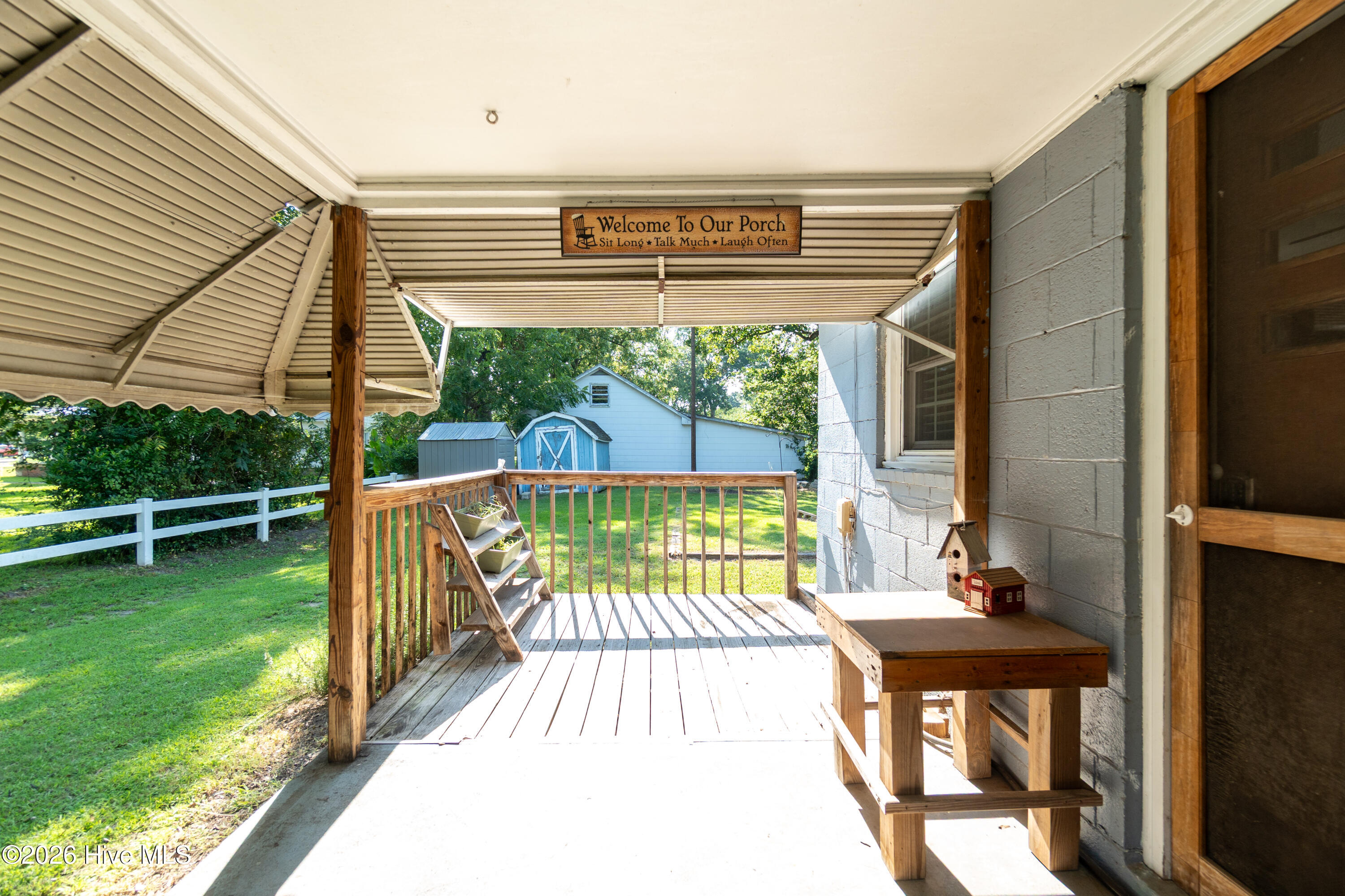 main property photo 16