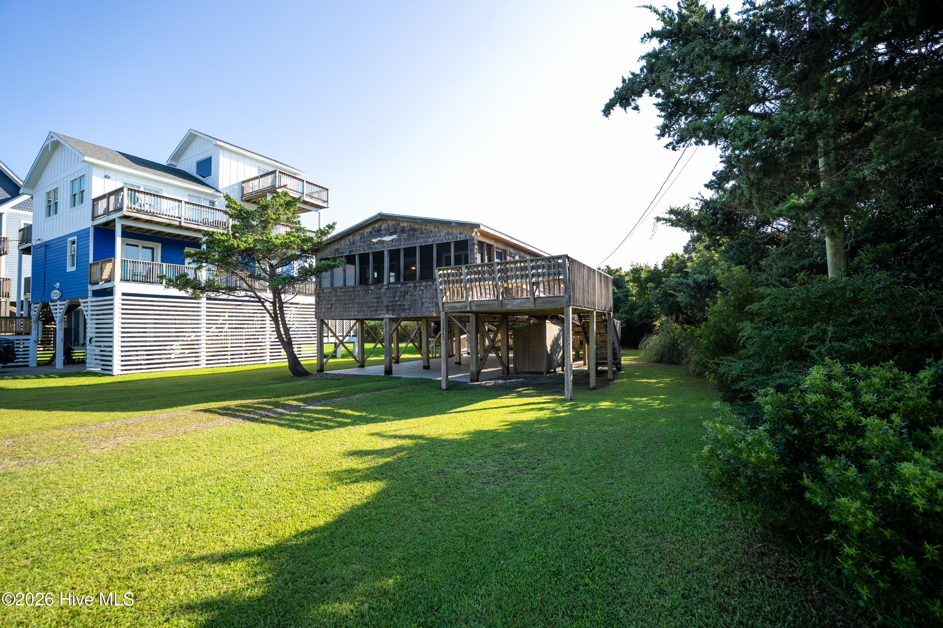 main property photo 26