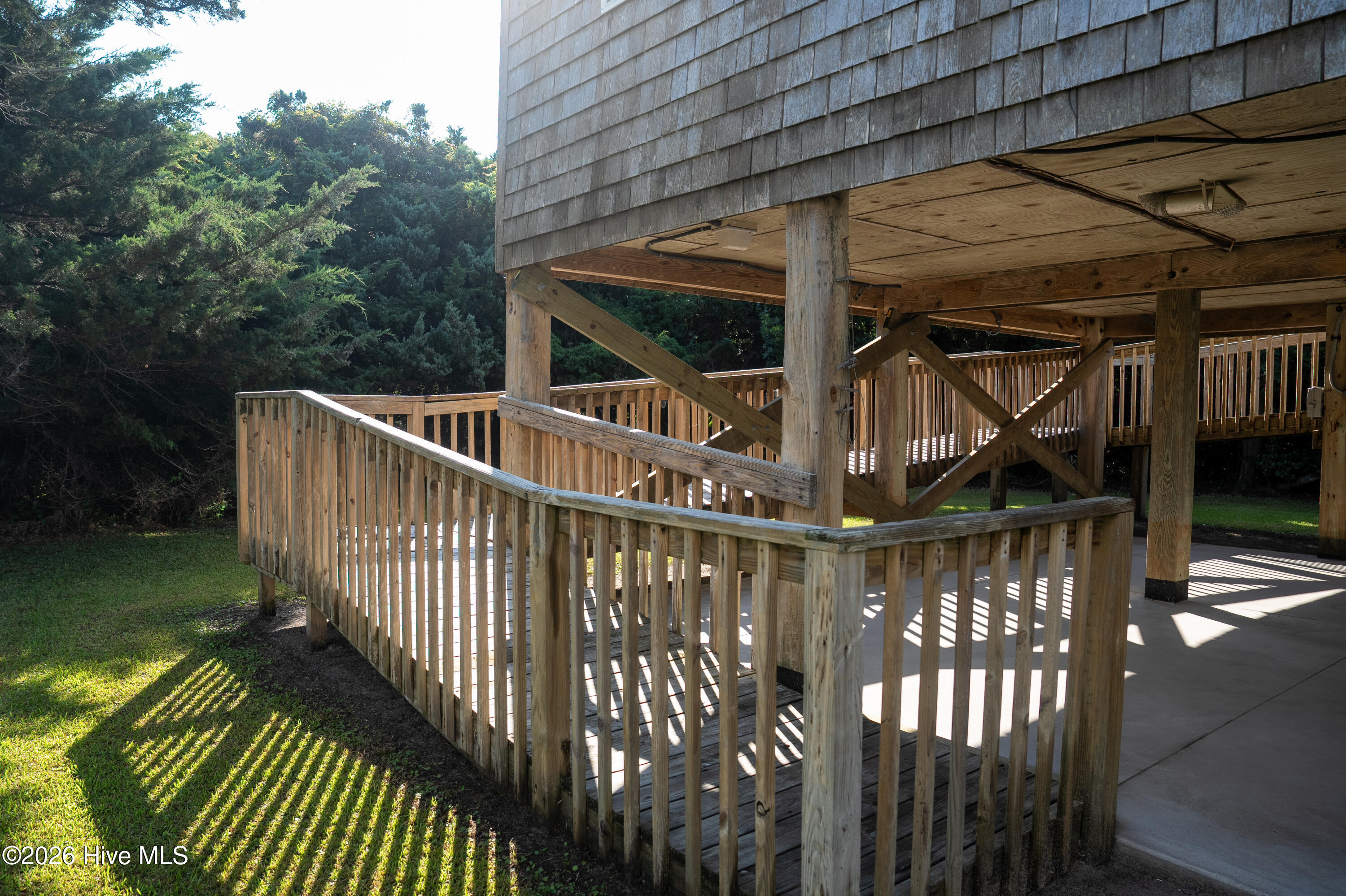 main property photo 29