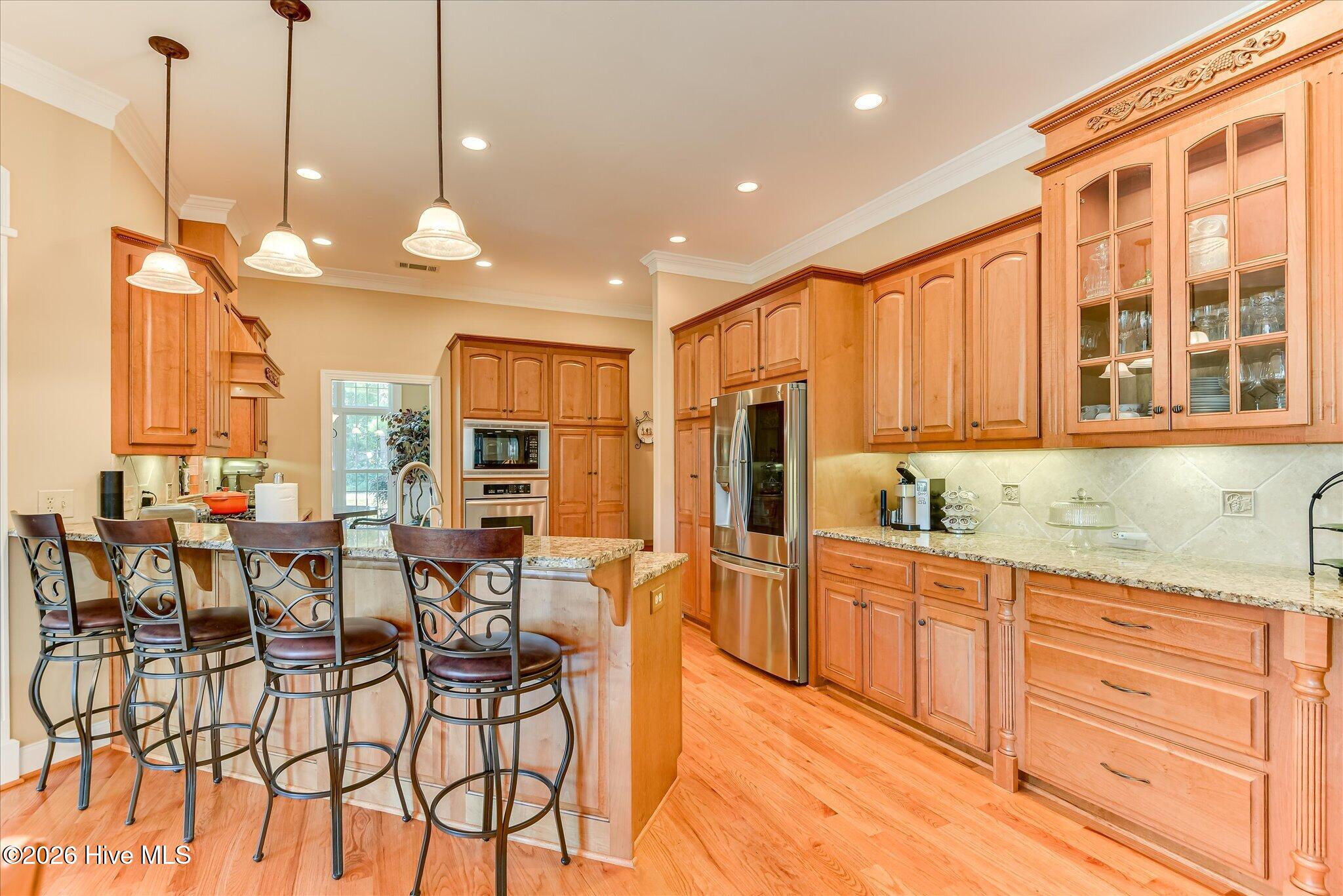 main property photo 20