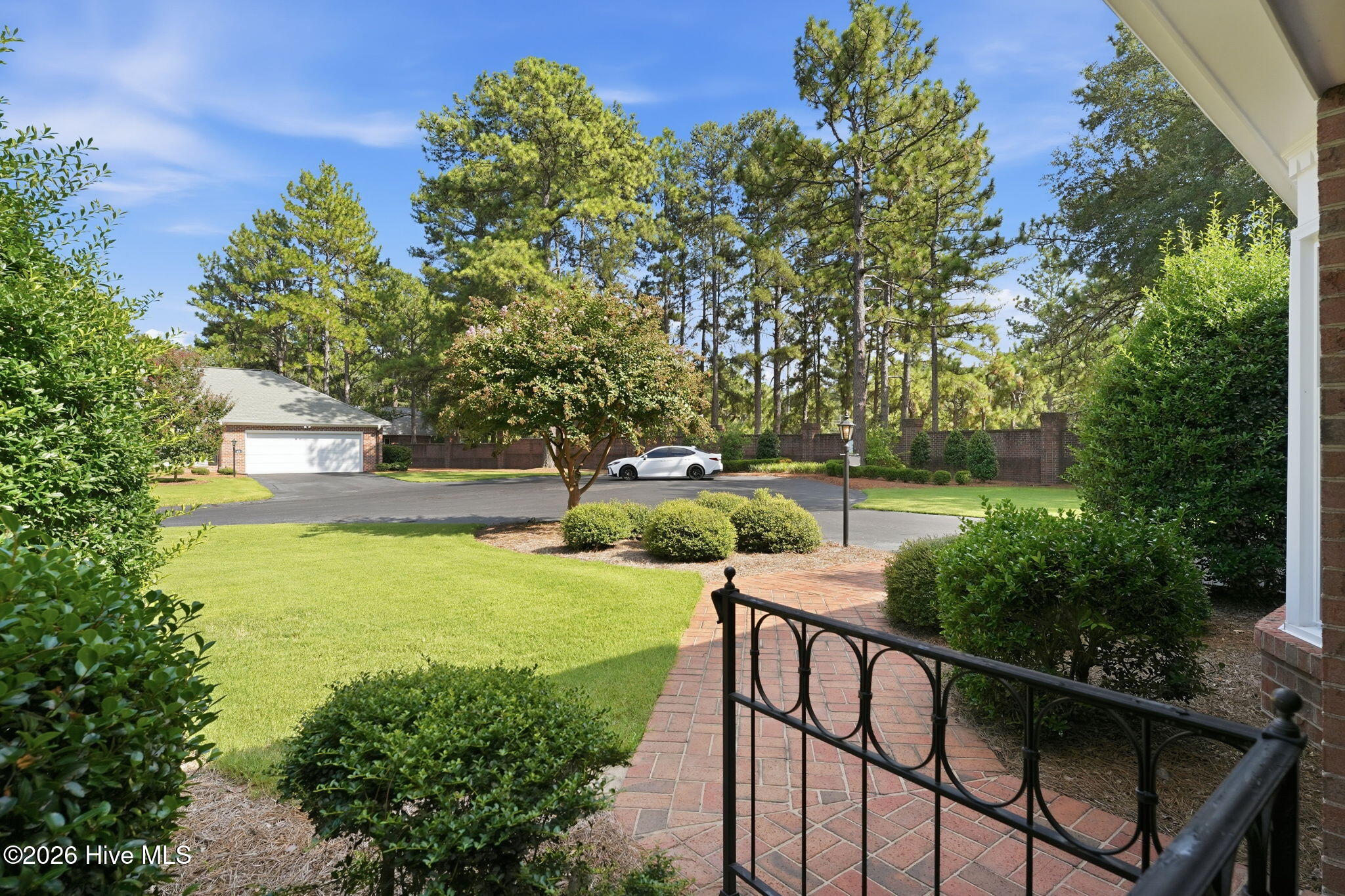 main property photo 39