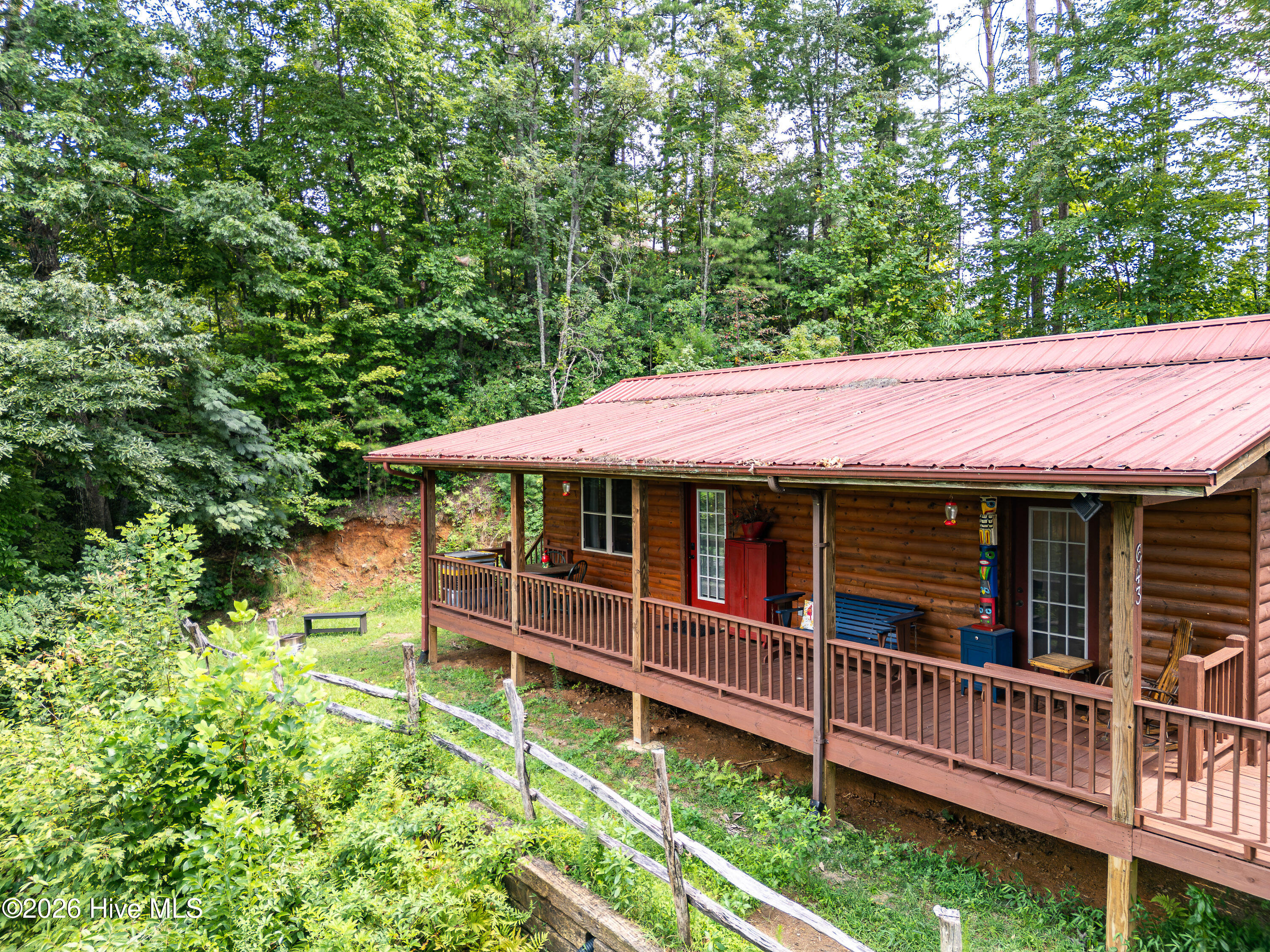 main property photo 14