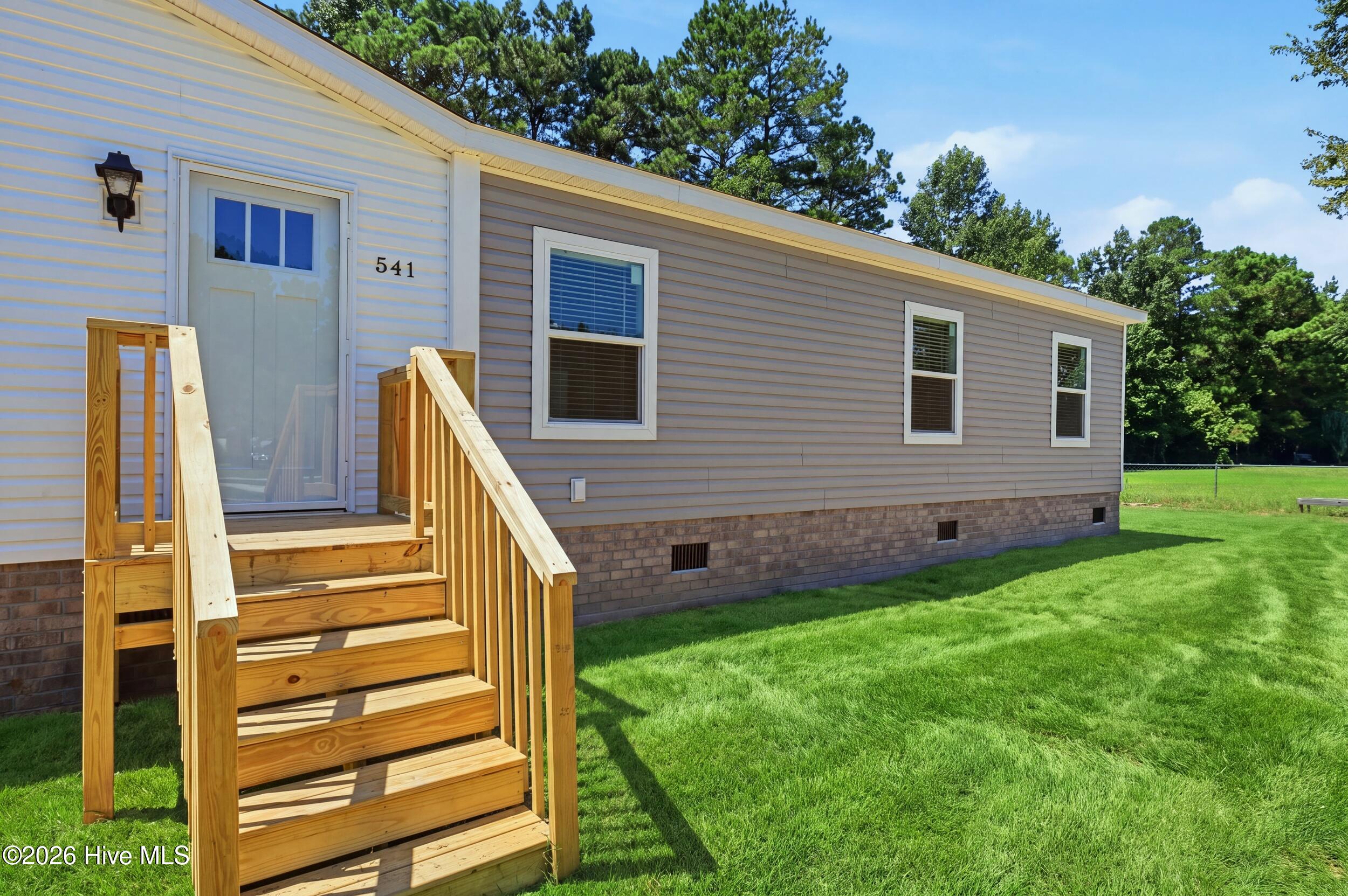 main property photo 3