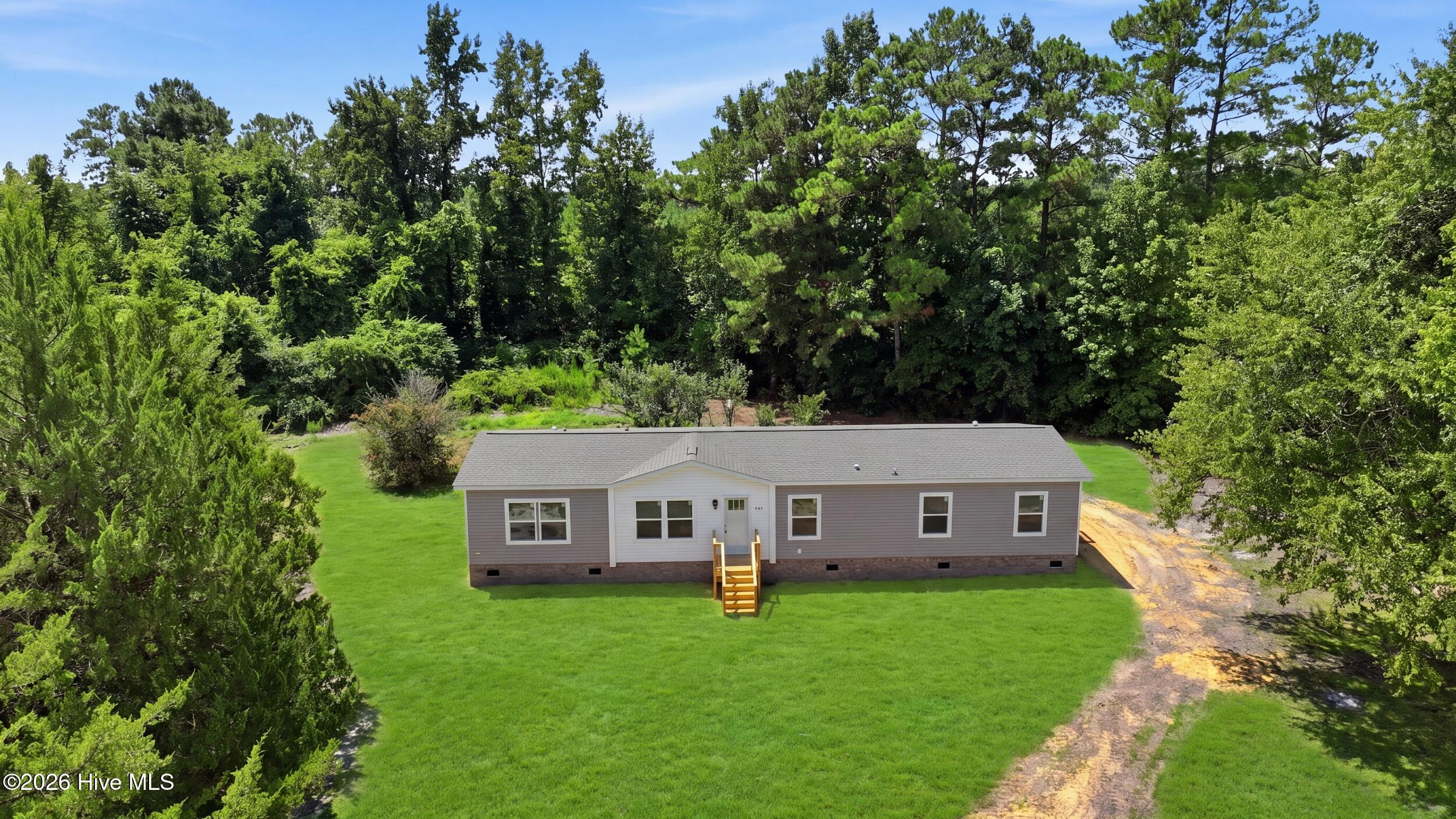 main property photo 40