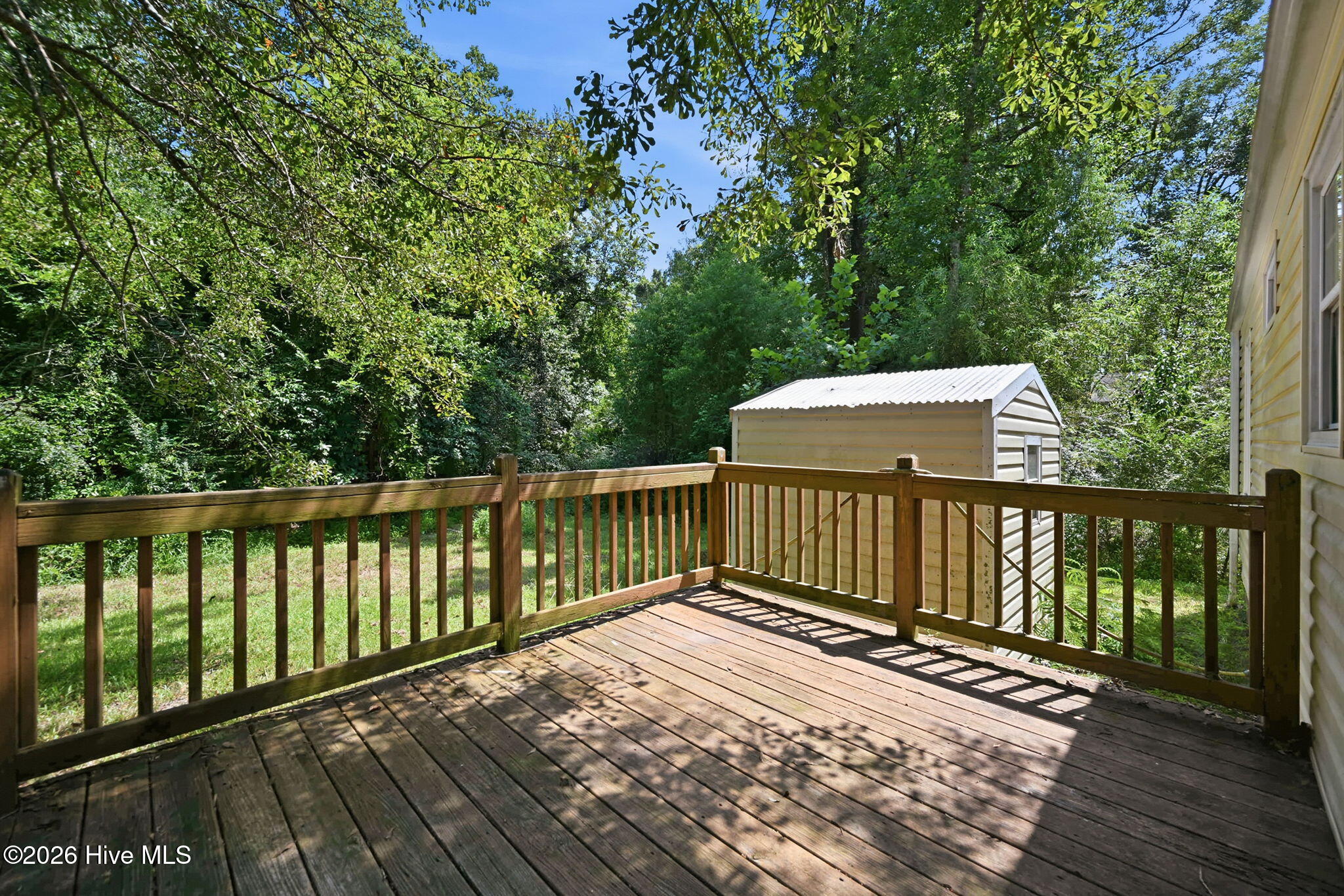 main property photo 29