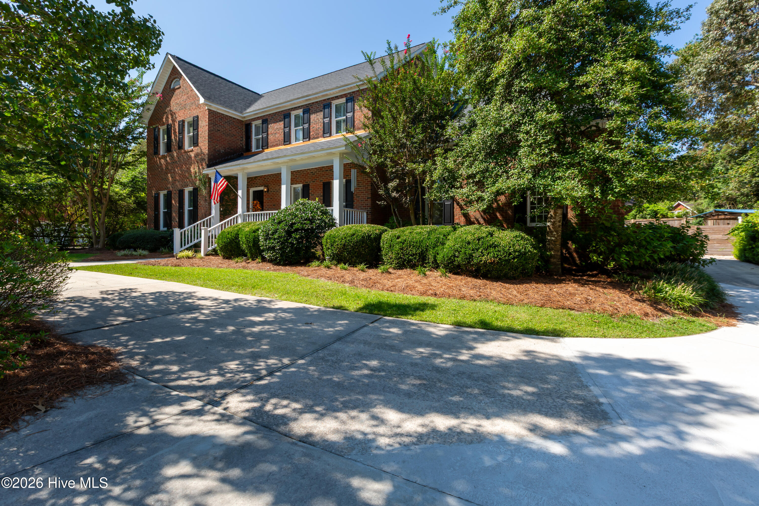 main property photo 3