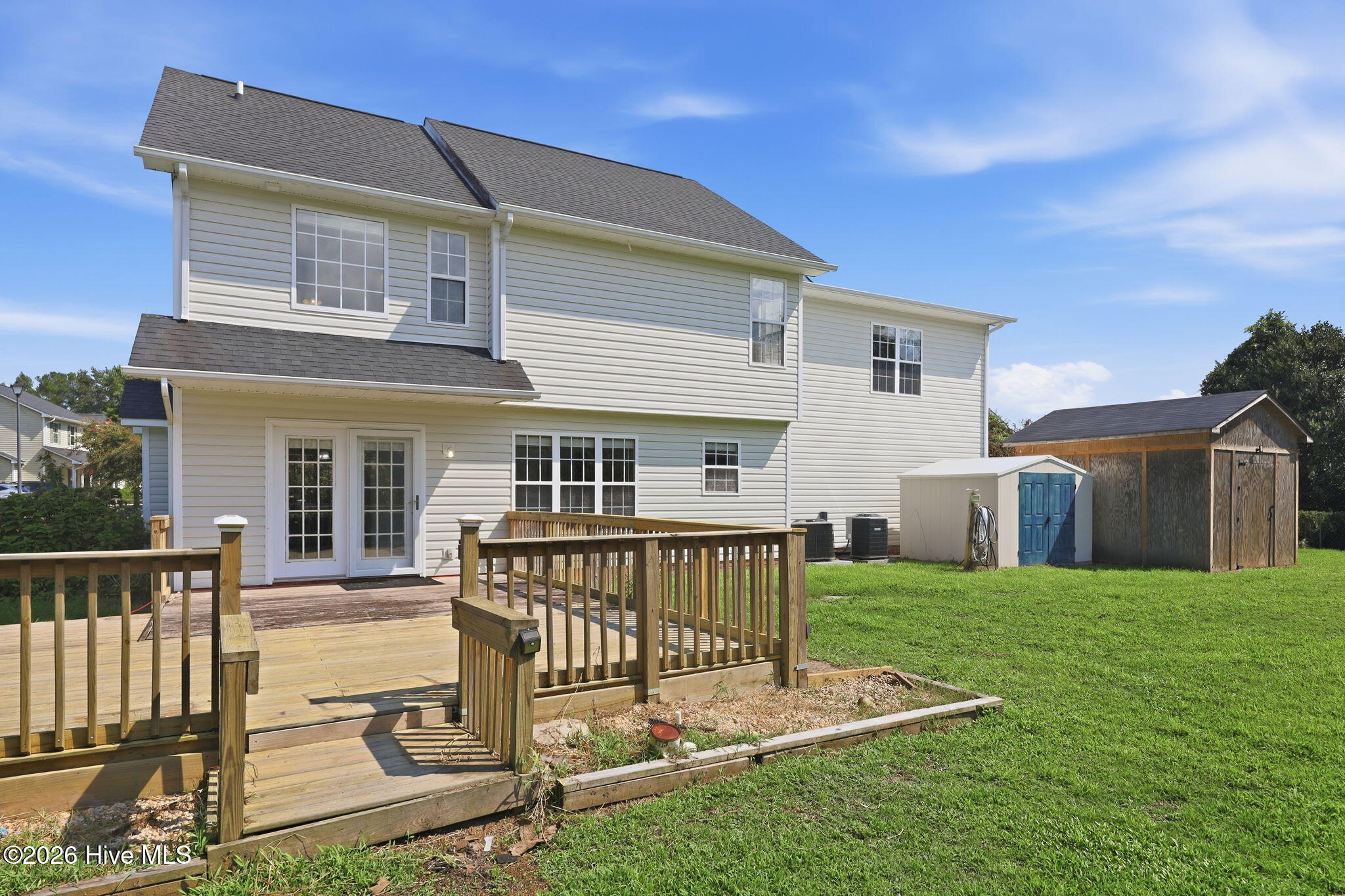 main property photo 38