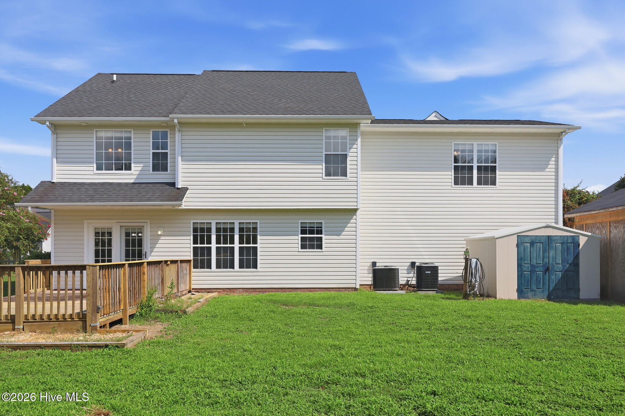 main property photo 40