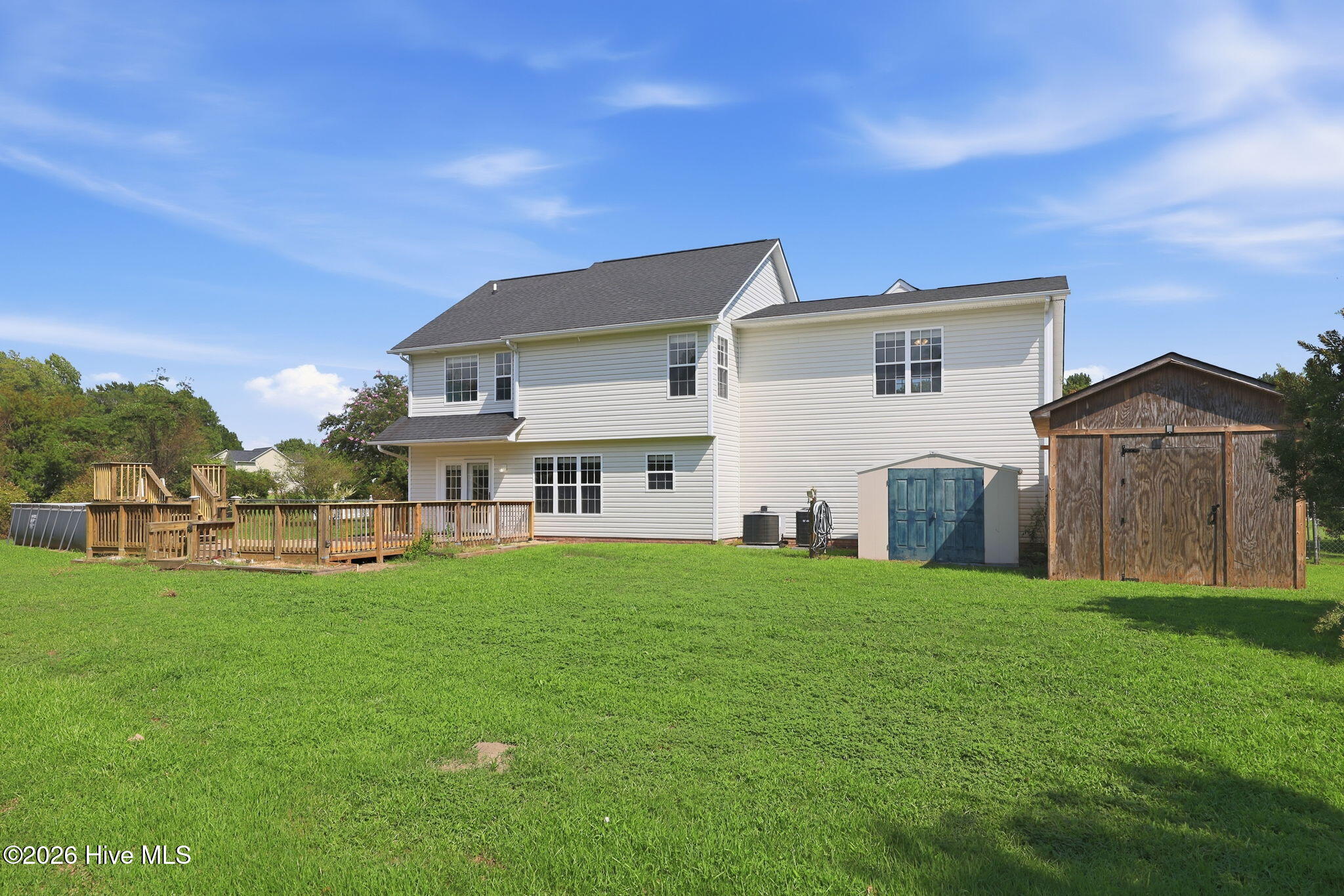 main property photo 41