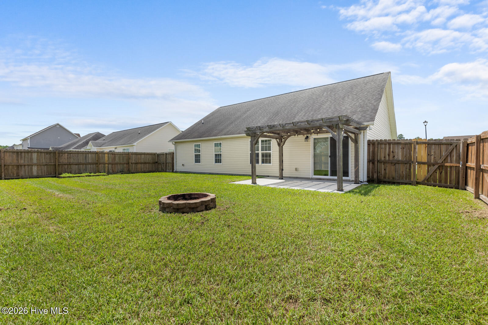 main property photo 22
