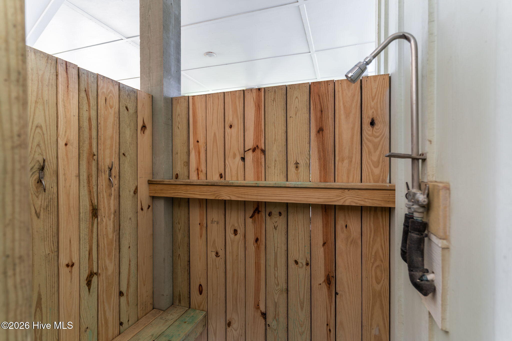 main property photo 45