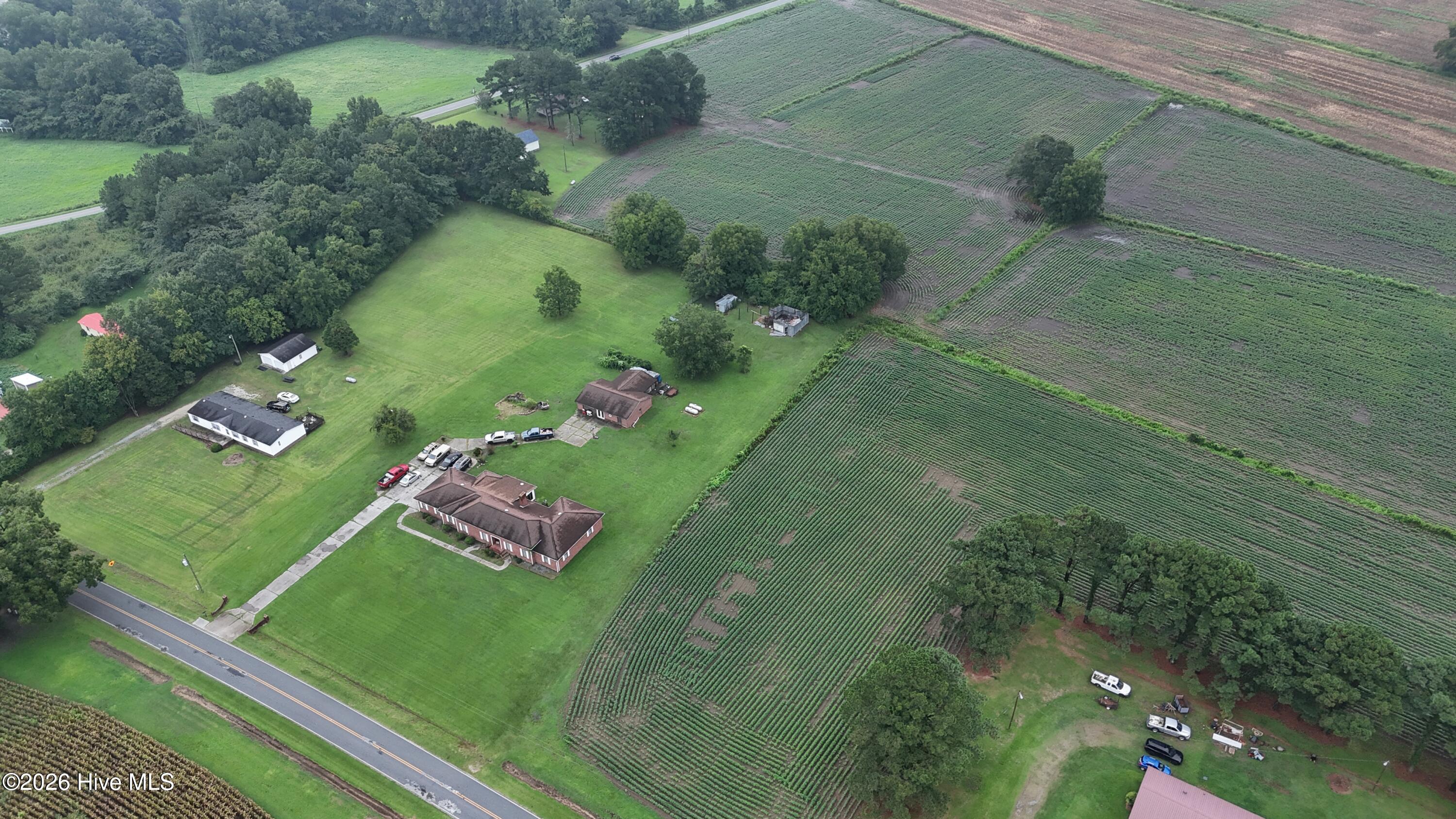 main property photo 13