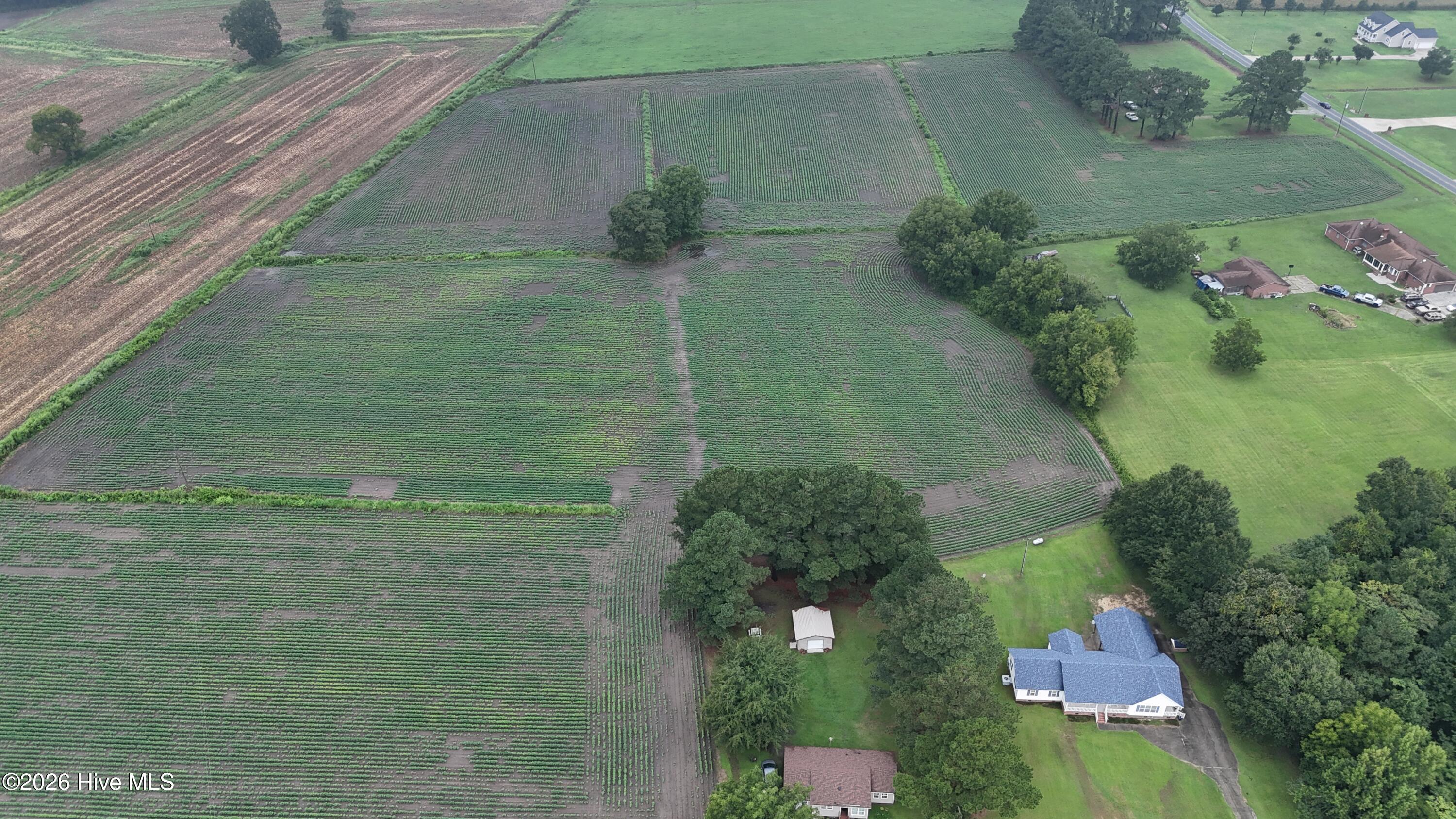 main property photo 17