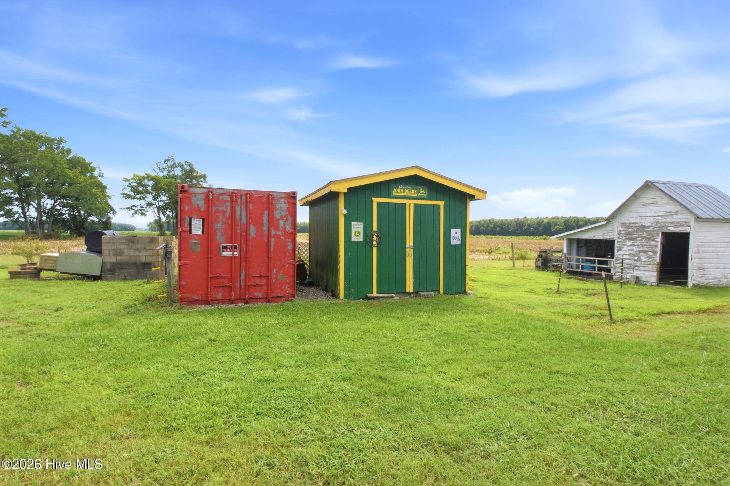 main property photo 22