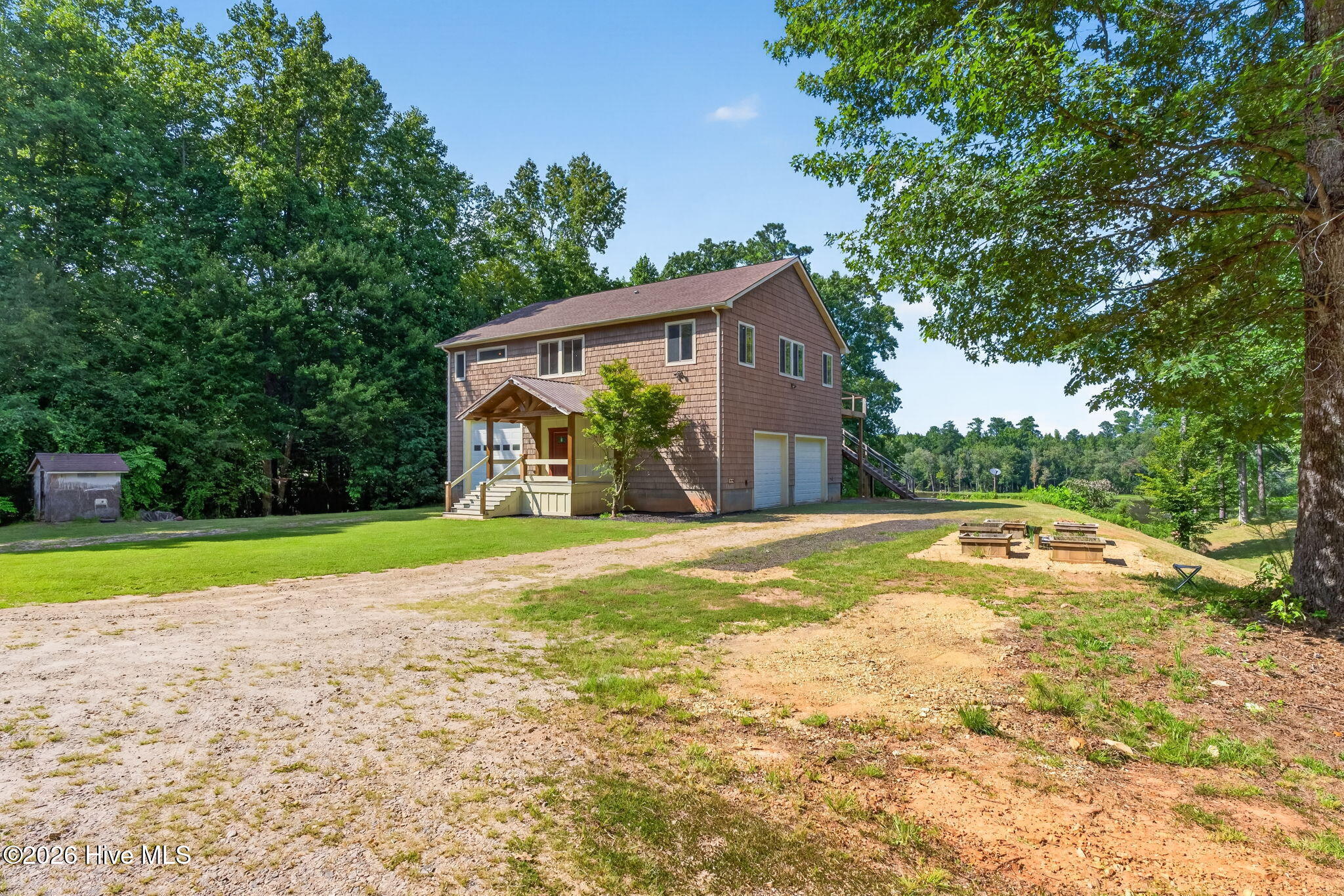 main property photo 5