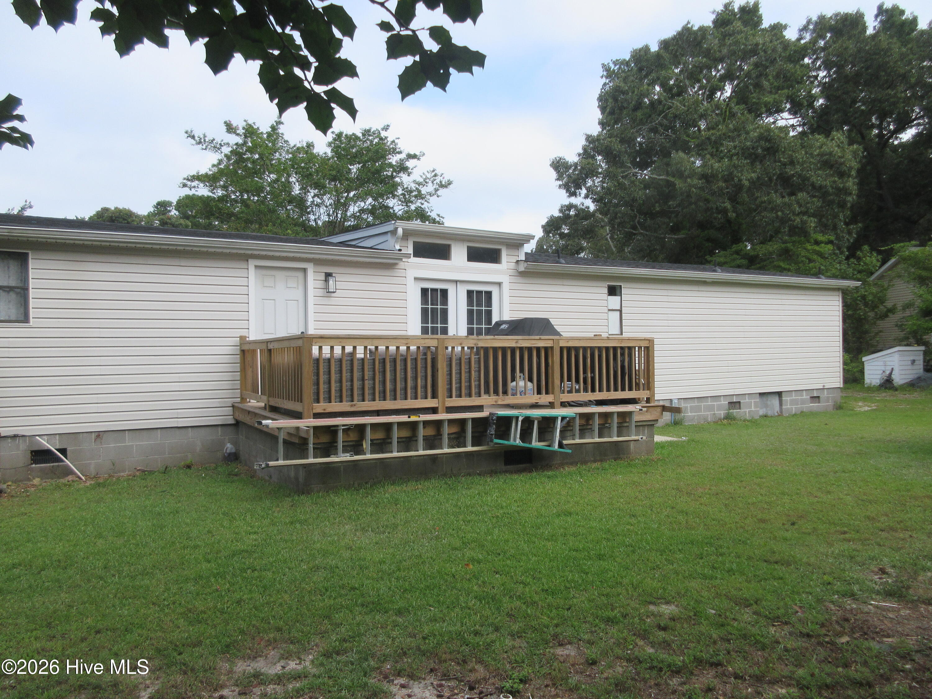 main property photo 4