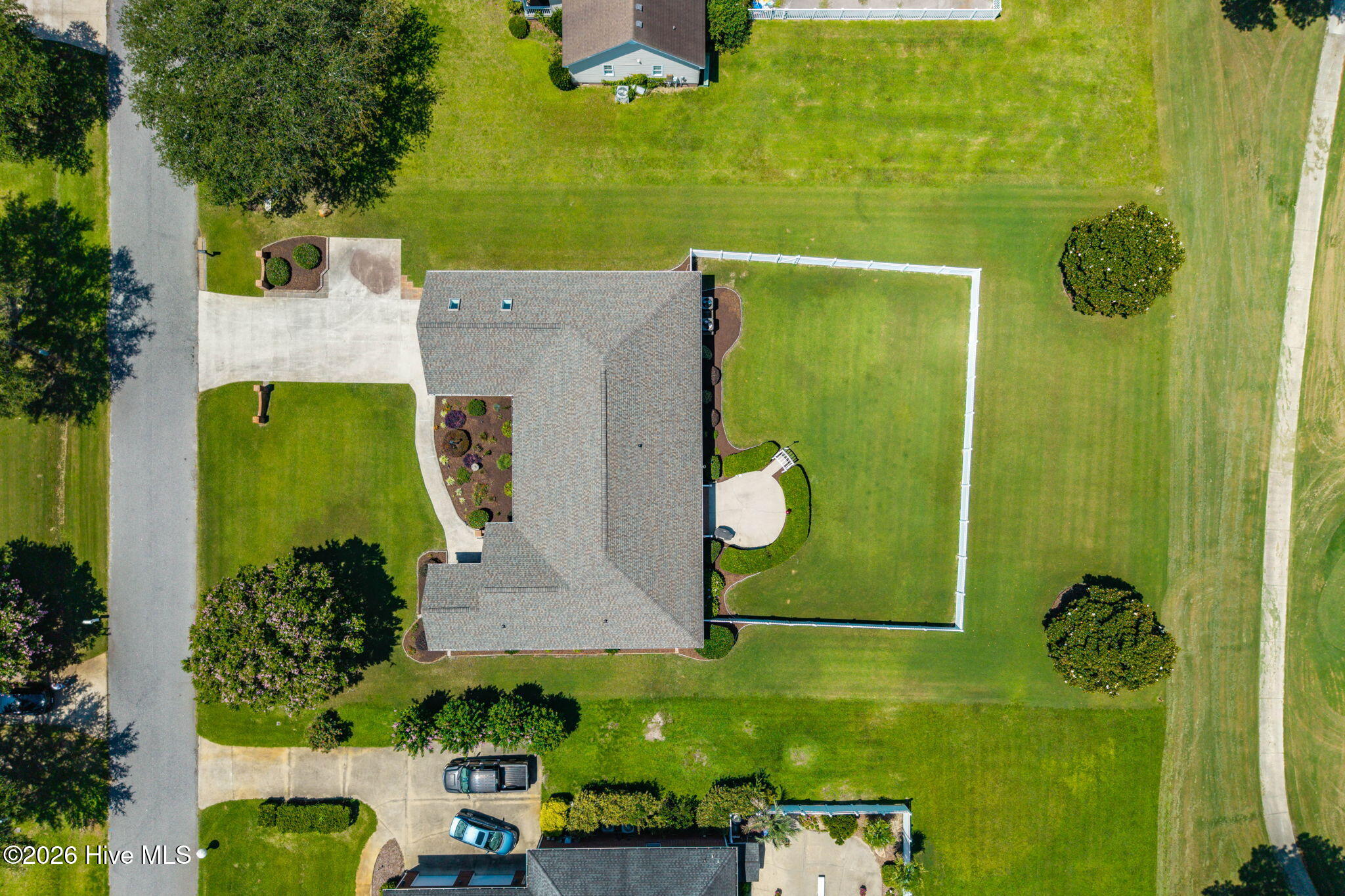 main property photo 41