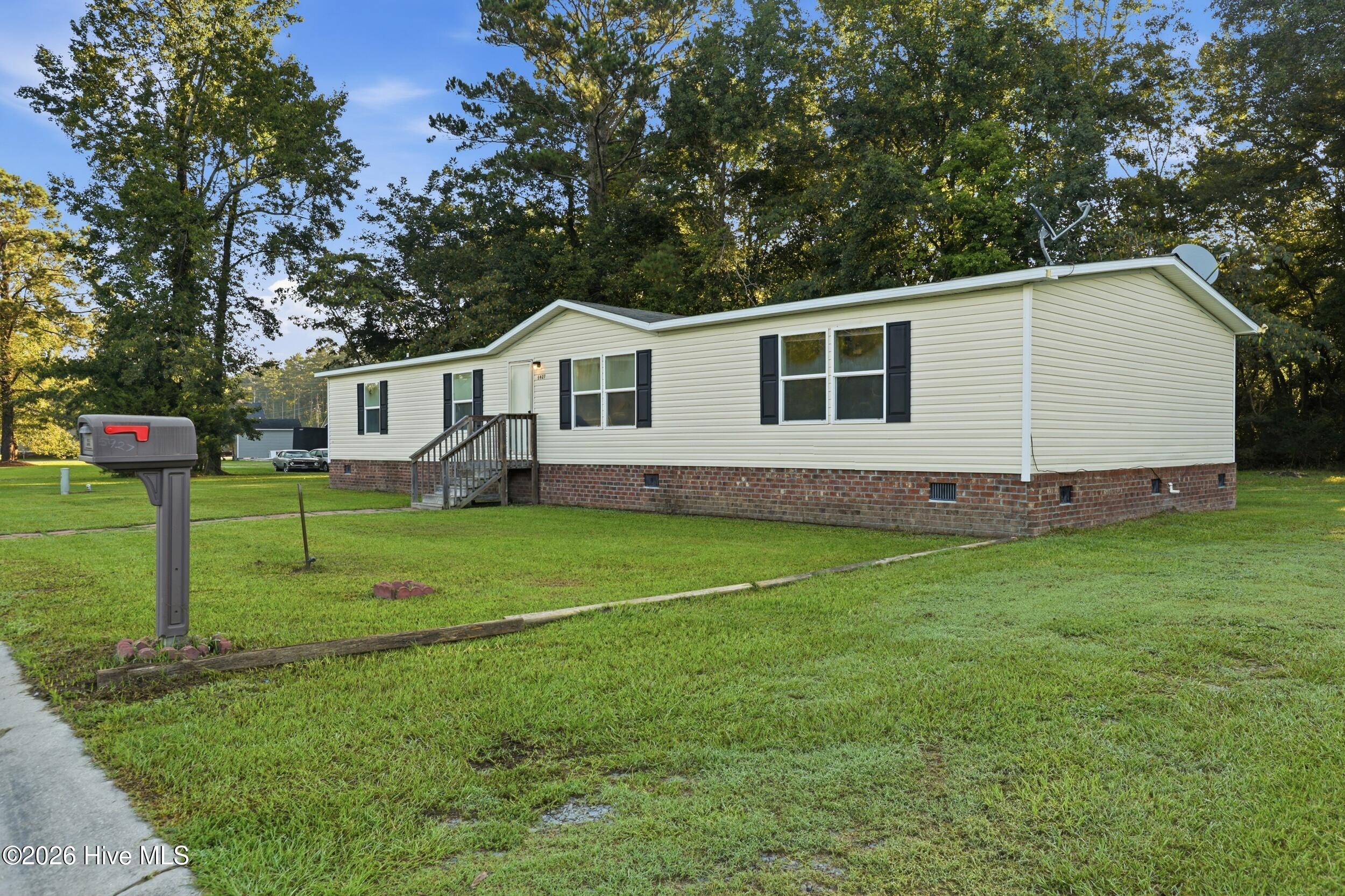main property photo 4