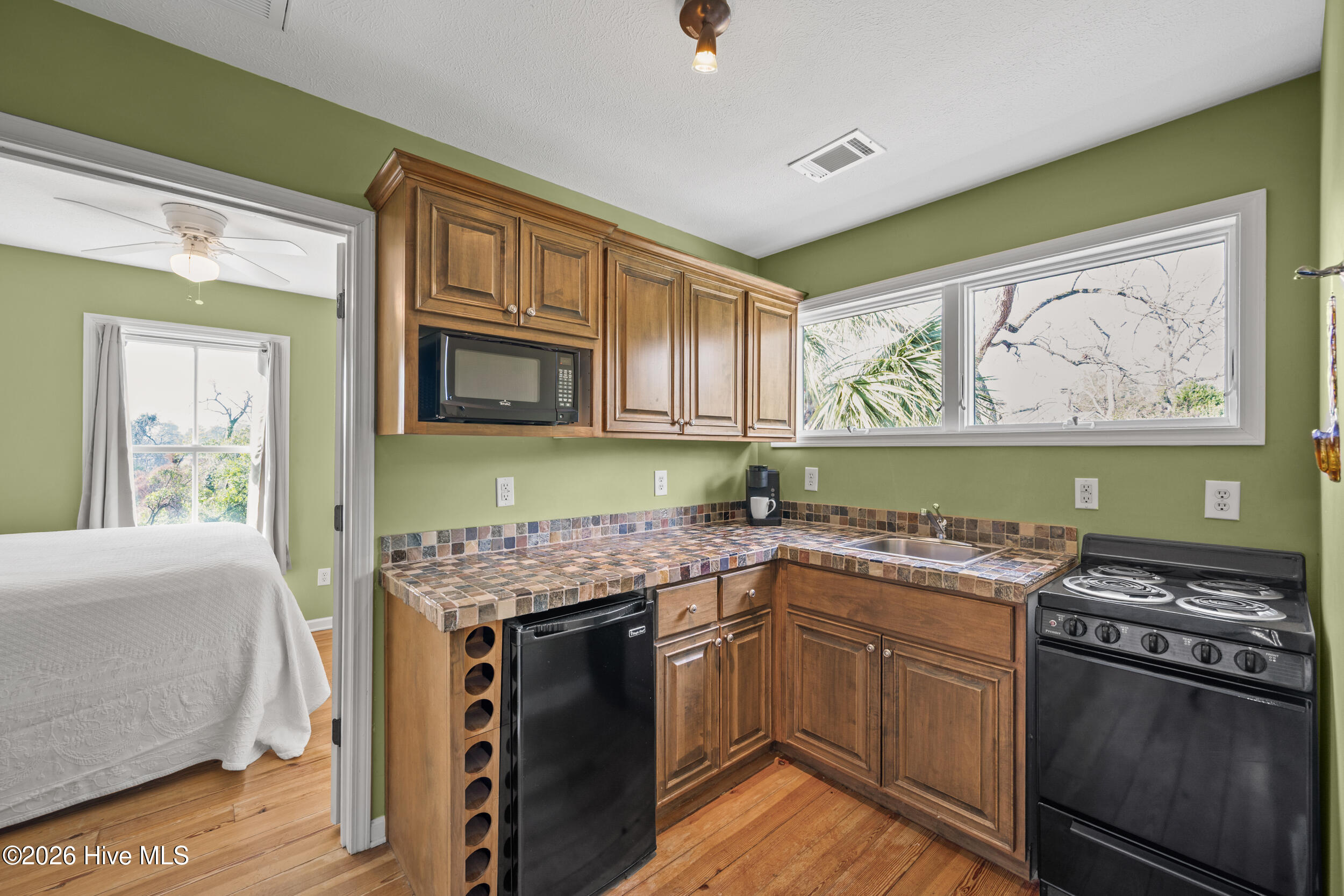 main property photo 70