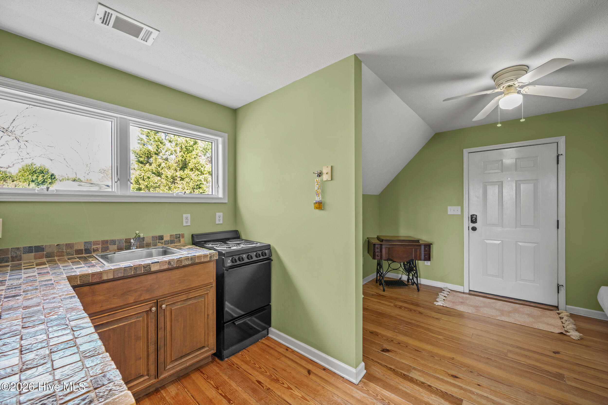 main property photo 71