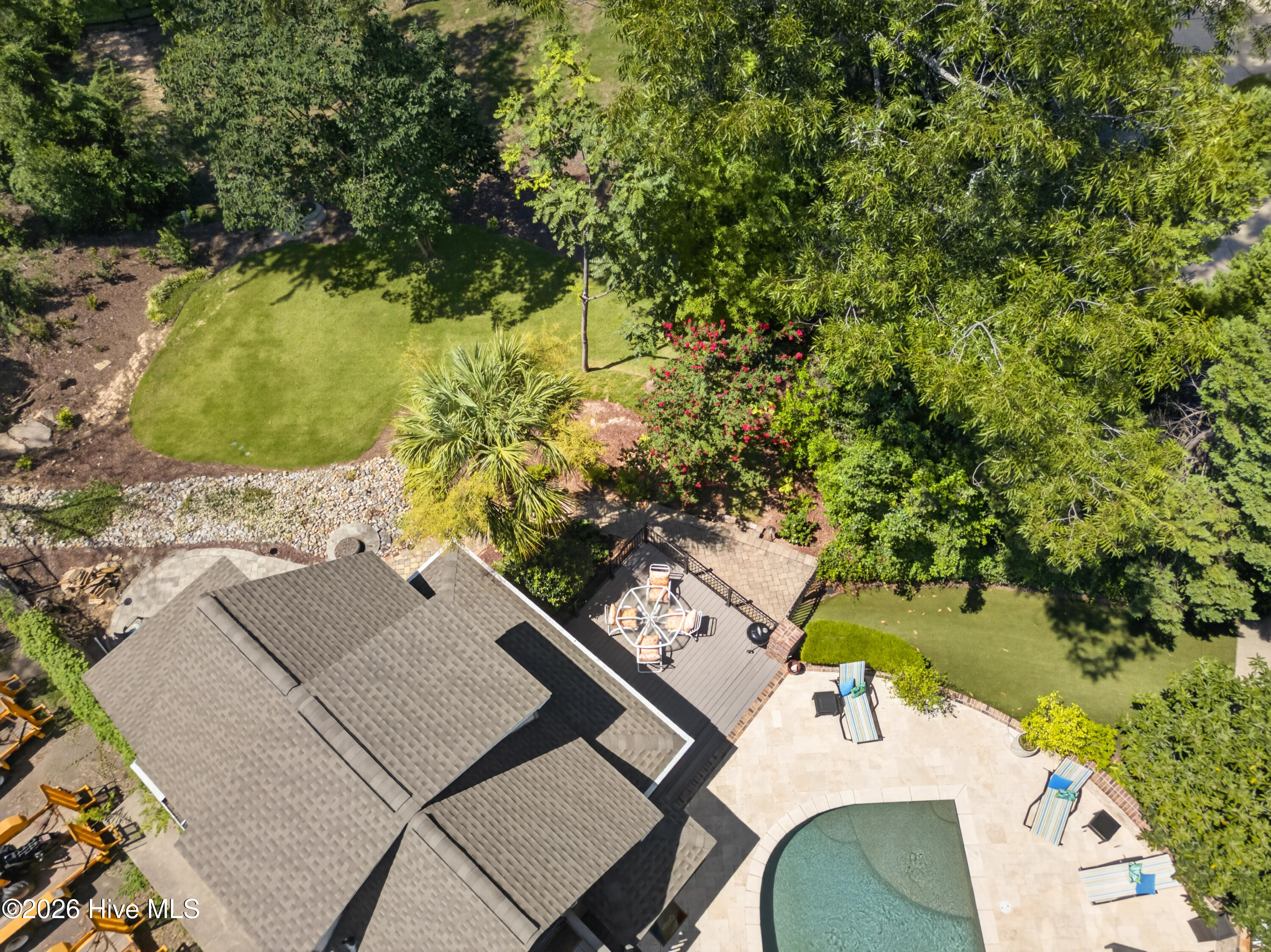 main property photo 76