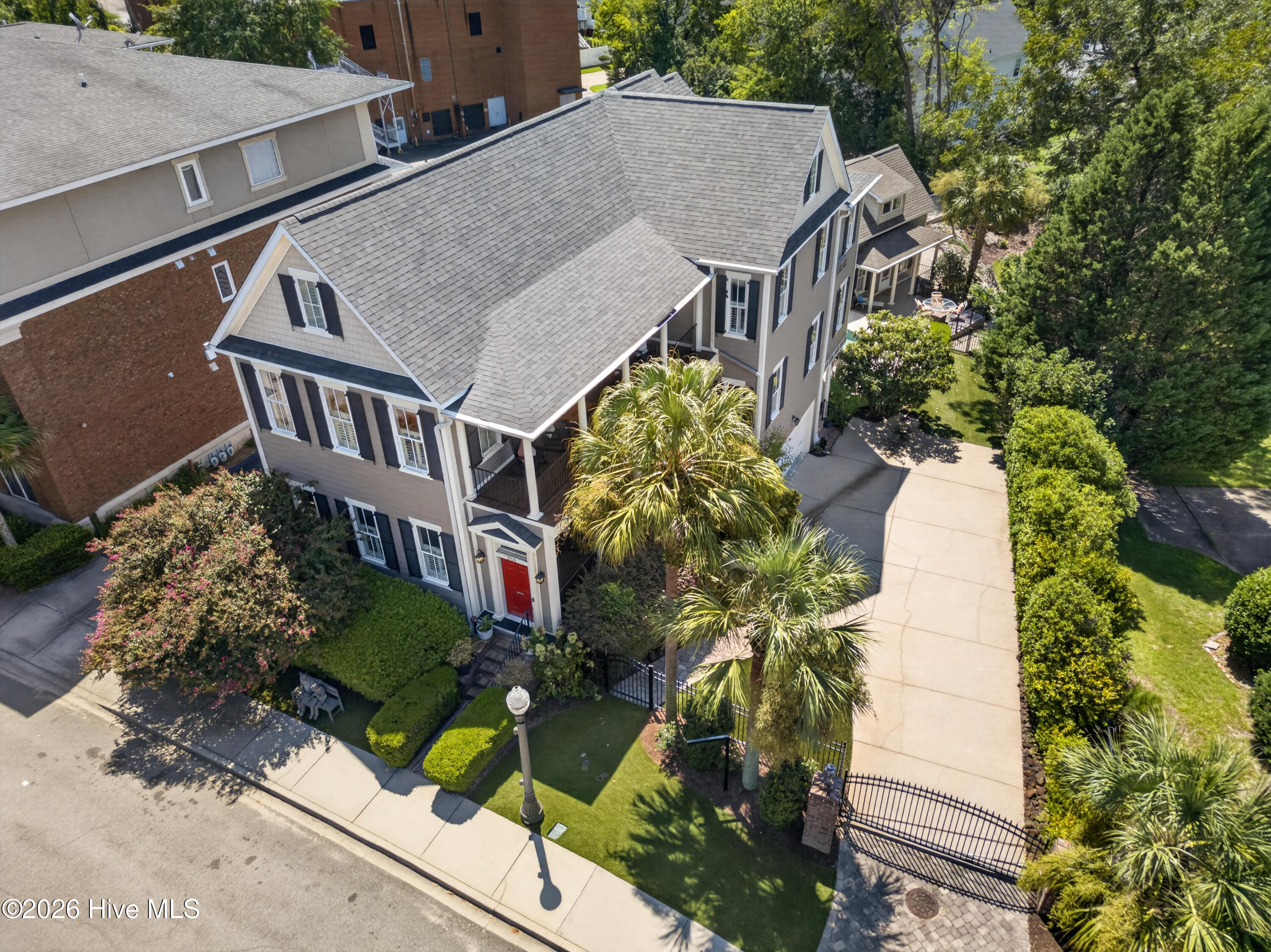 main property photo 79