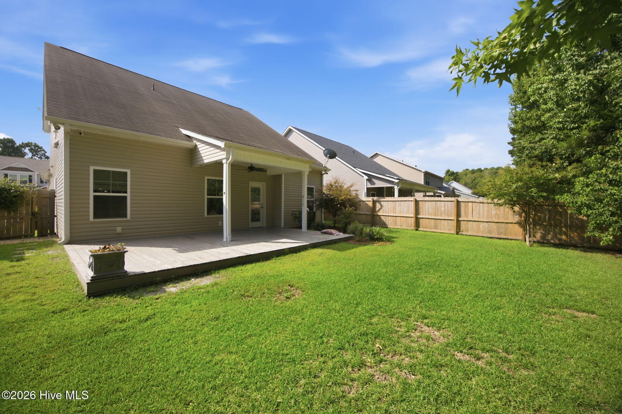 main property photo 43