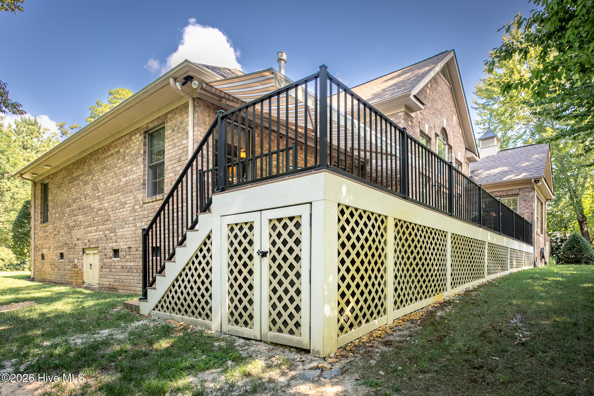 main property photo 58