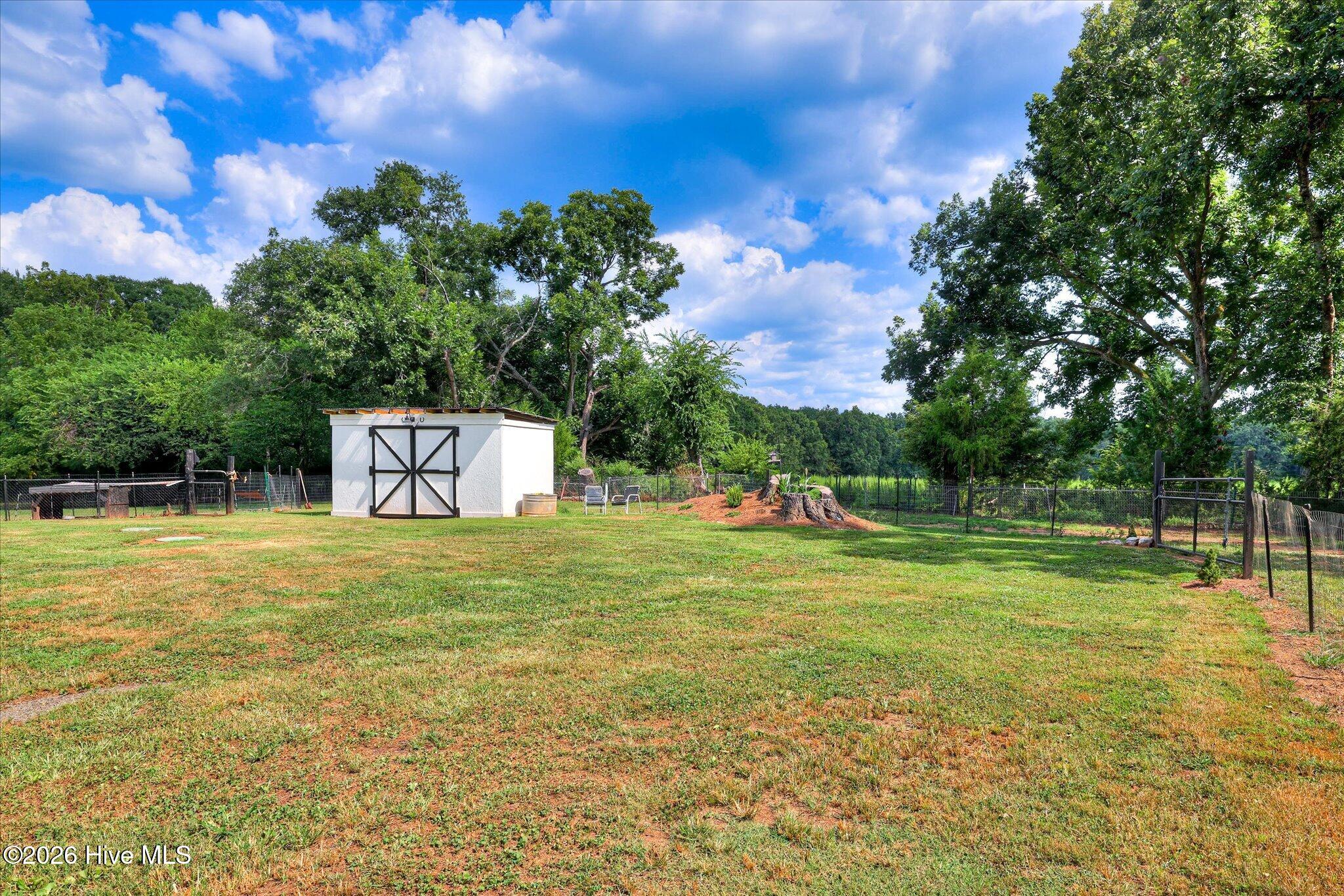 main property photo 76