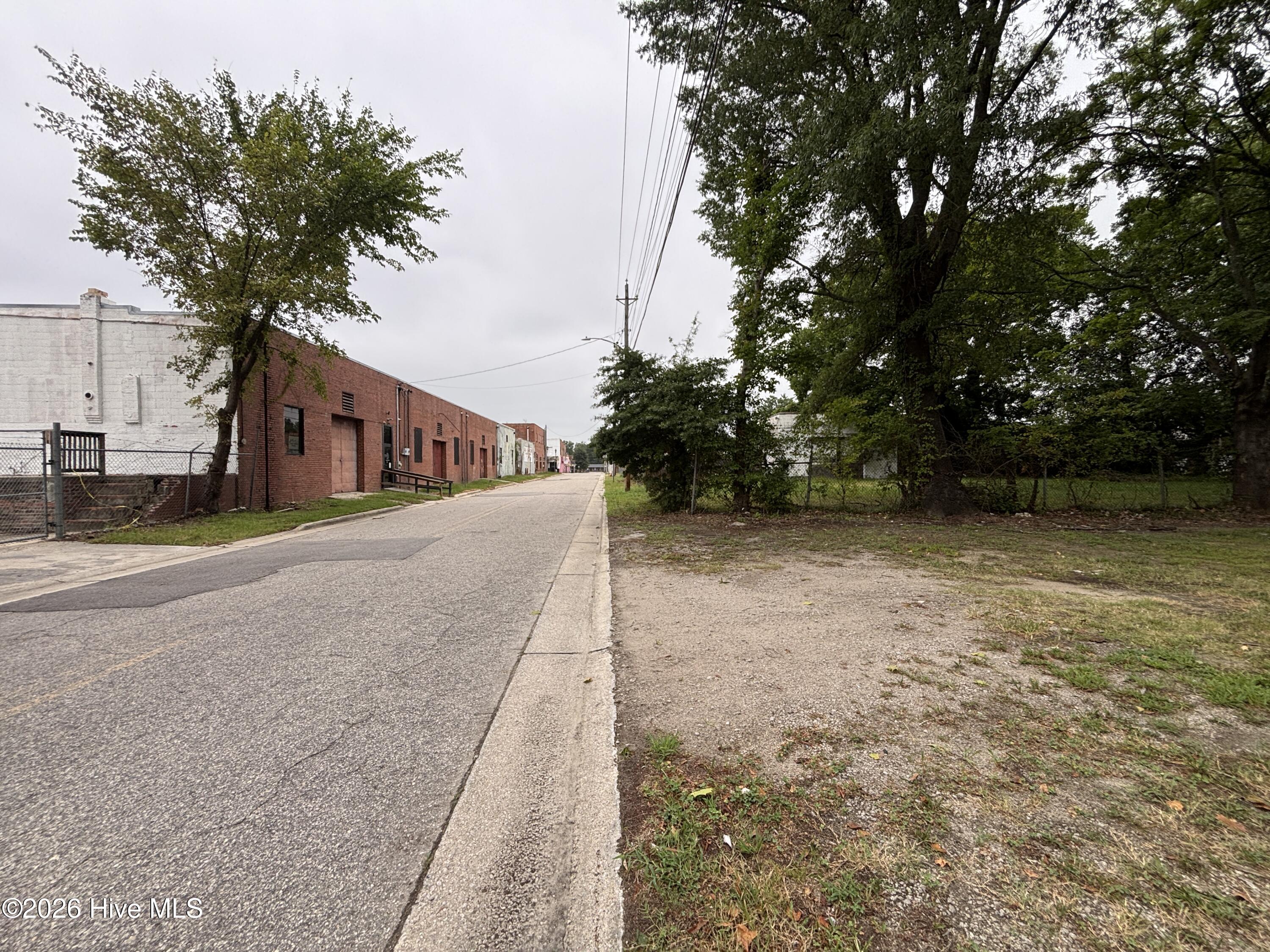 main property photo 6
