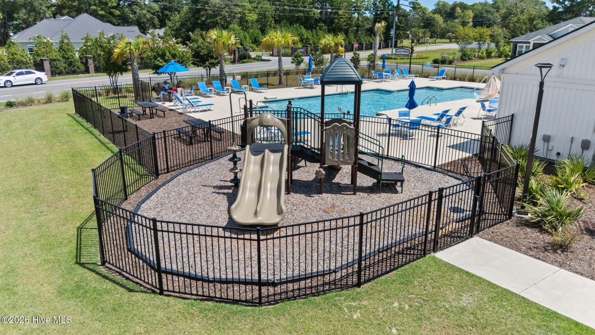 main property photo 51