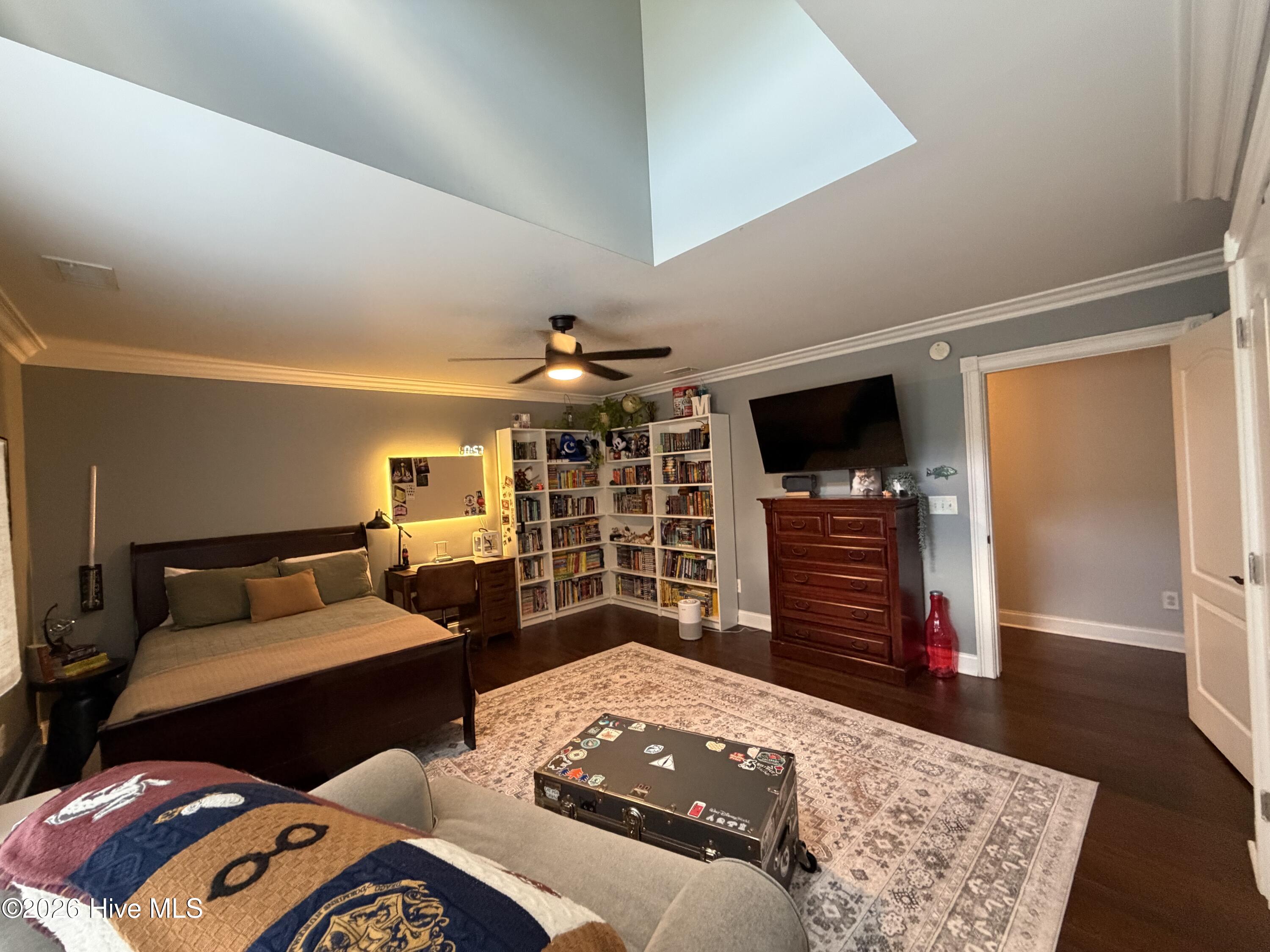 main property photo 38