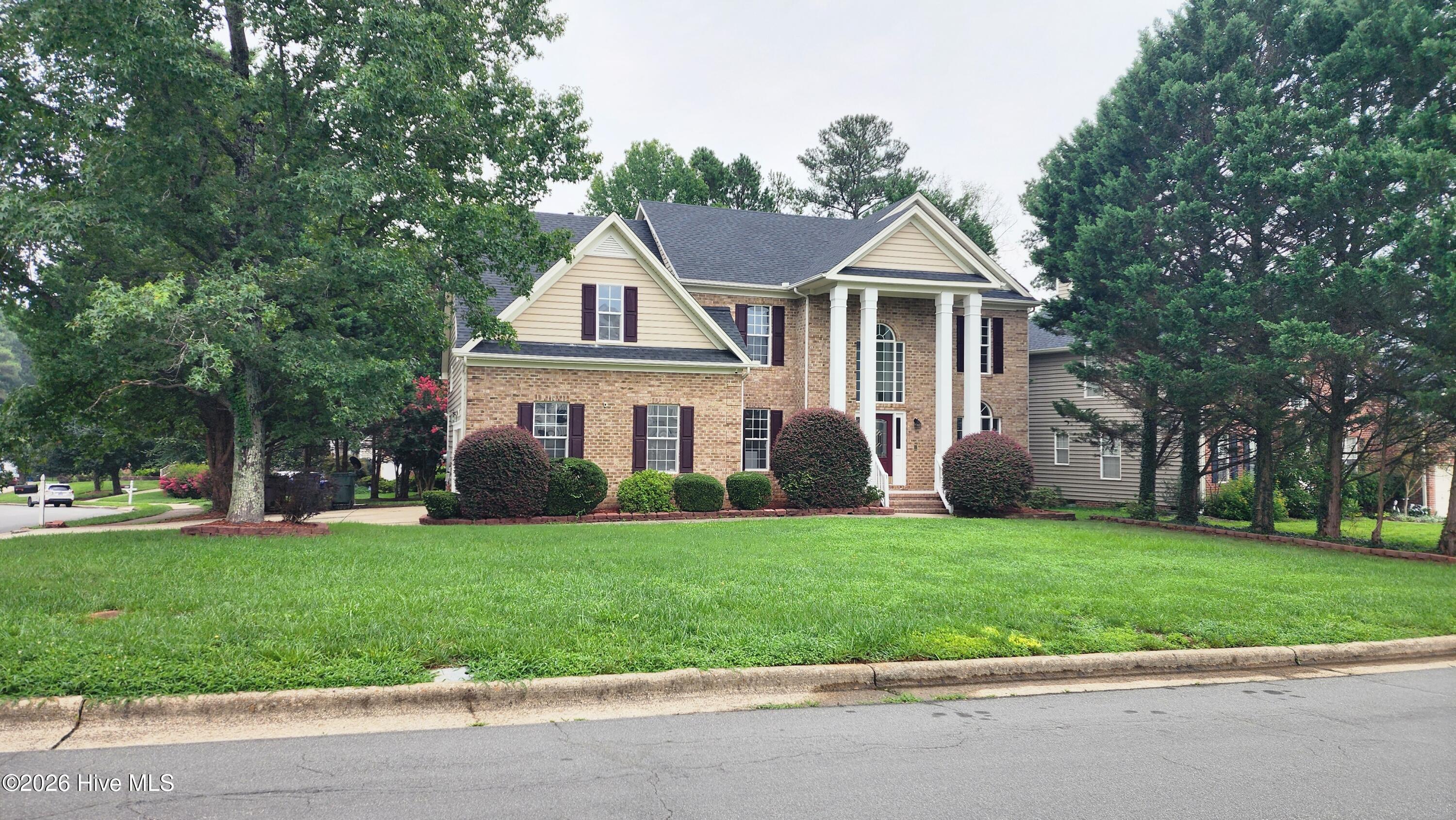 main property photo 3
